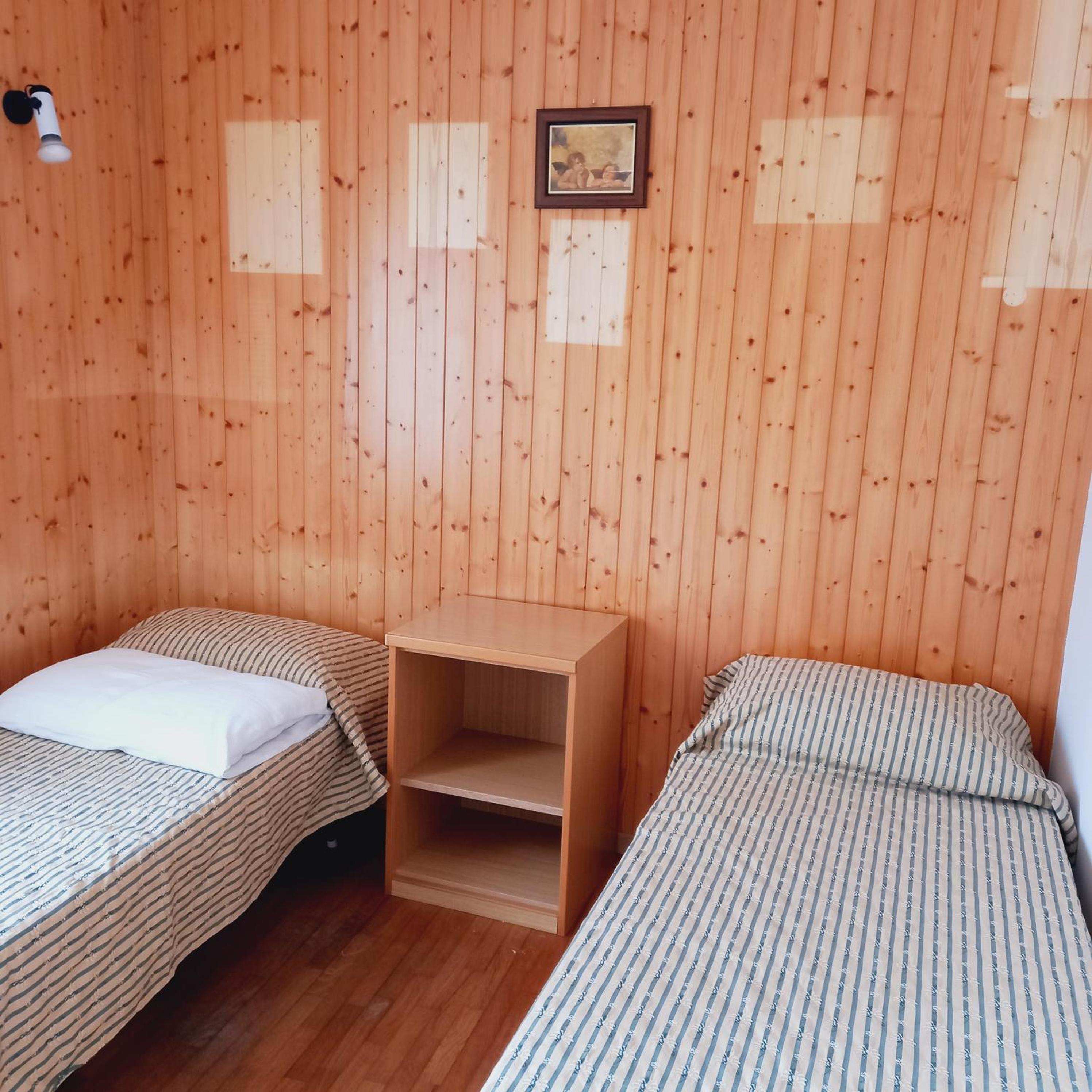 Three-Bedroom Apartment with Mountain View photo 3