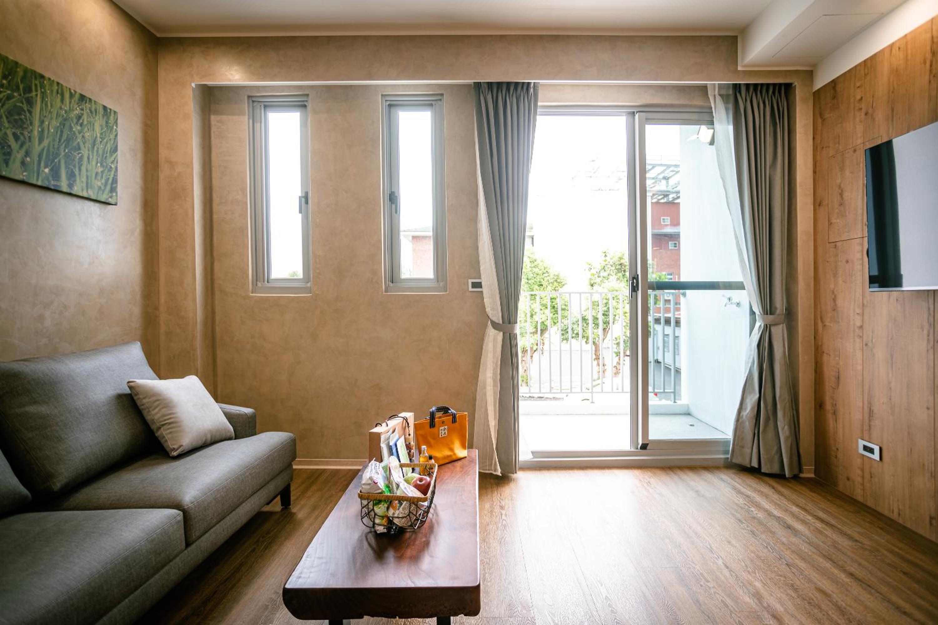 Quadruple Room with Mountain View photo 2