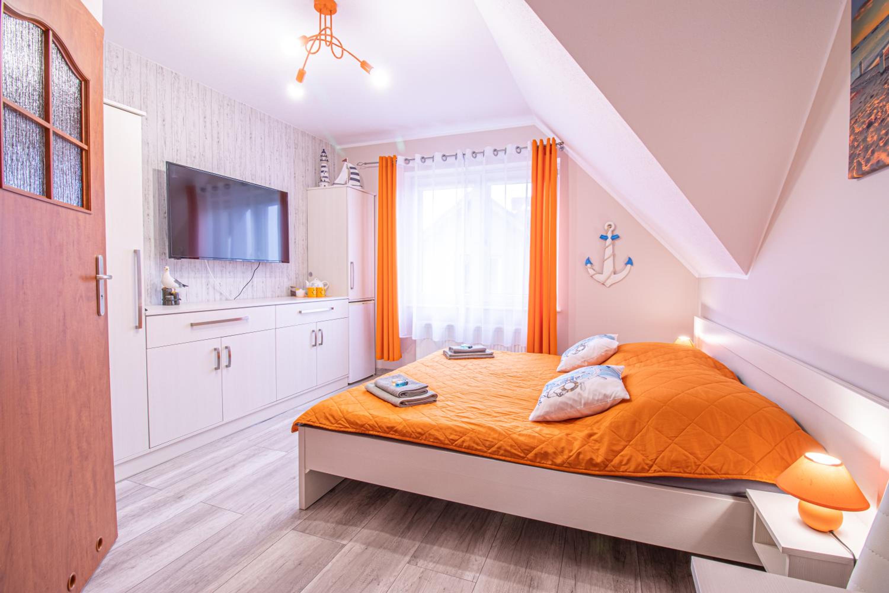 Standard King Room photo 1