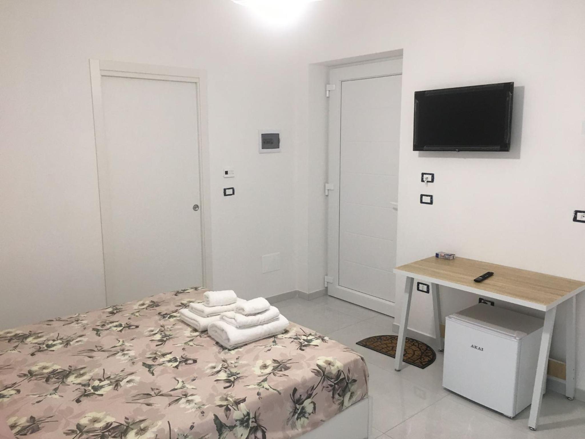 Double Room with Private Bathroom photo 2