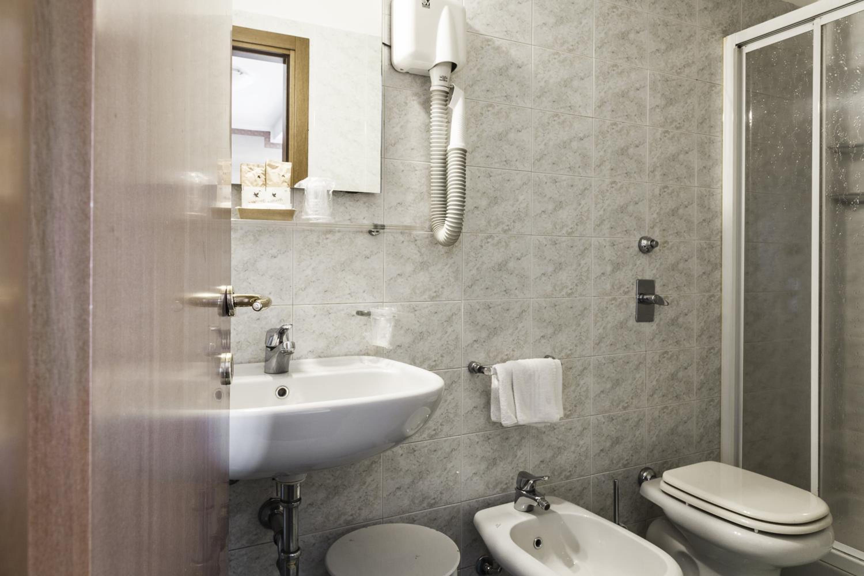 Small Single Room