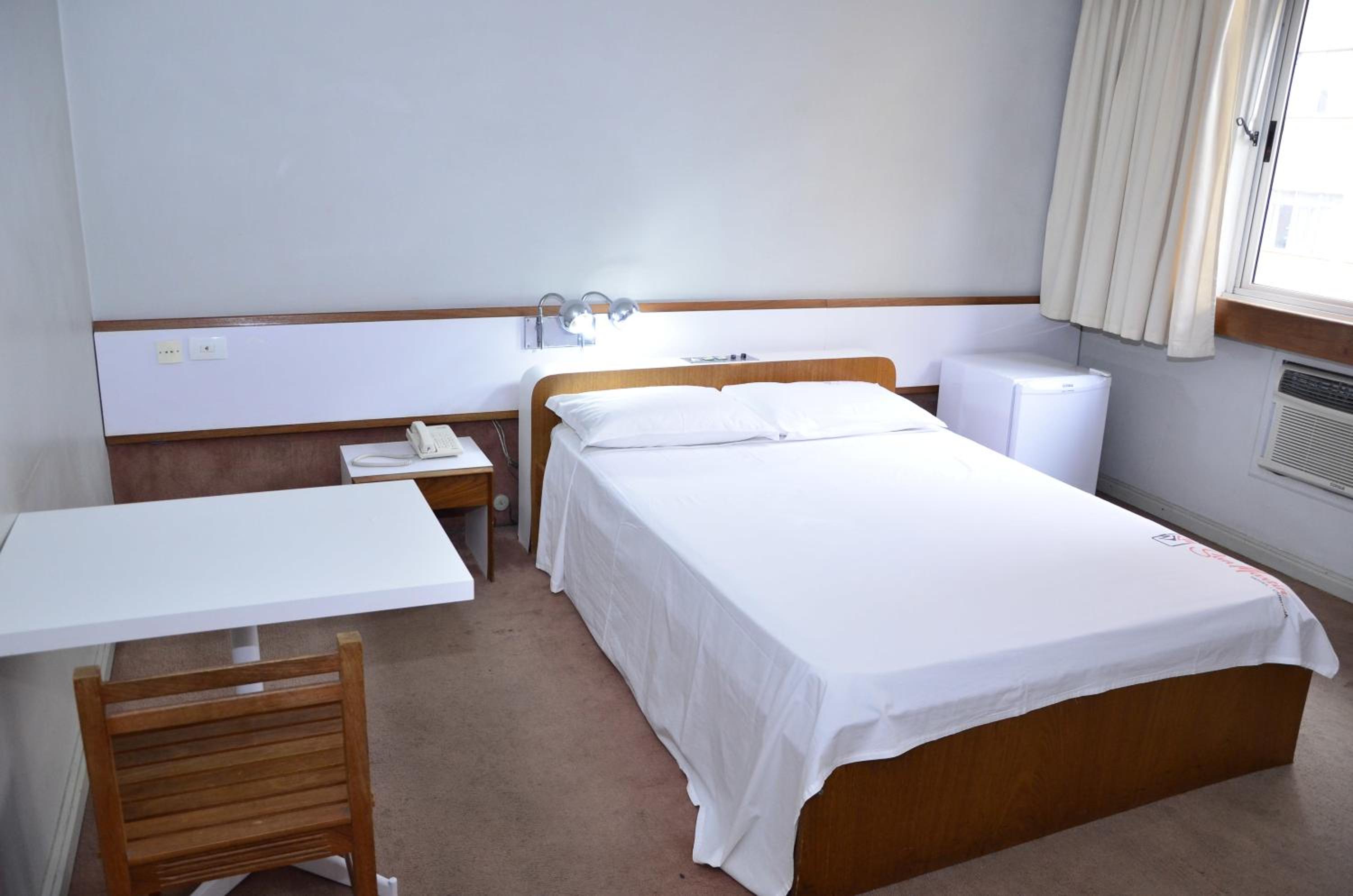 Standard Double Room - Photo 3
