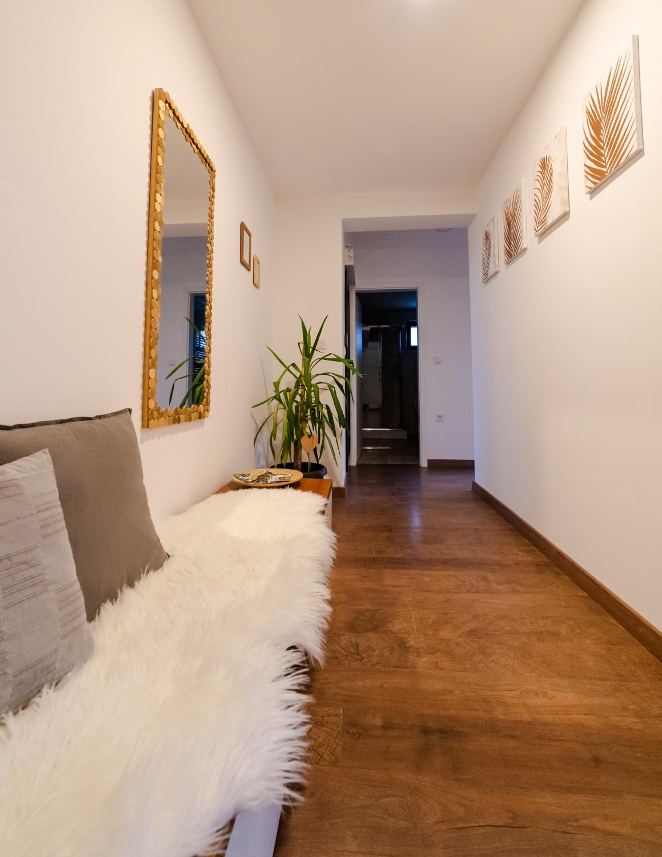 Two-Bedroom Apartment - Photo 3