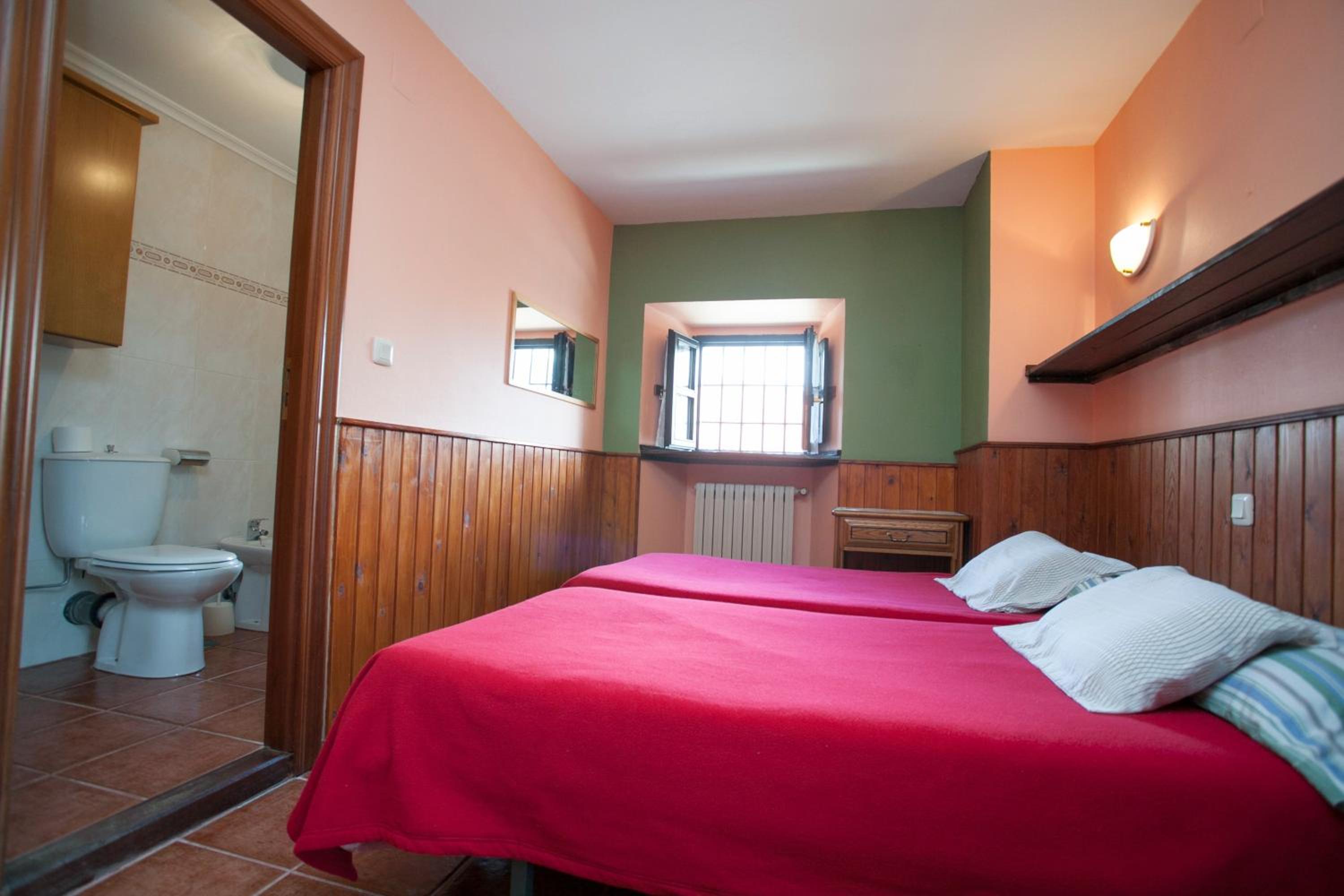 Two-Bedroom Suite photo 2