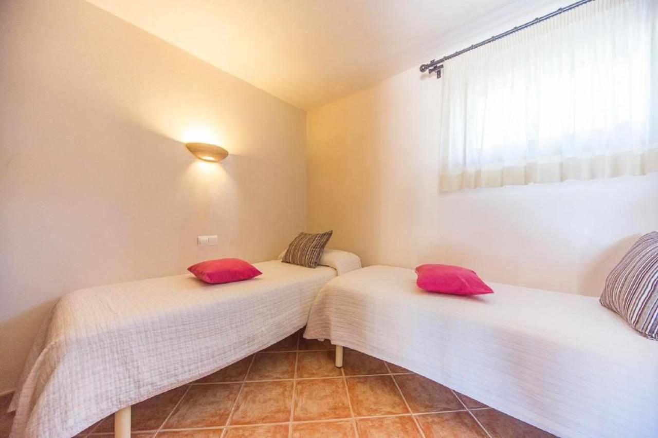 Apartamento con vista a la piscina