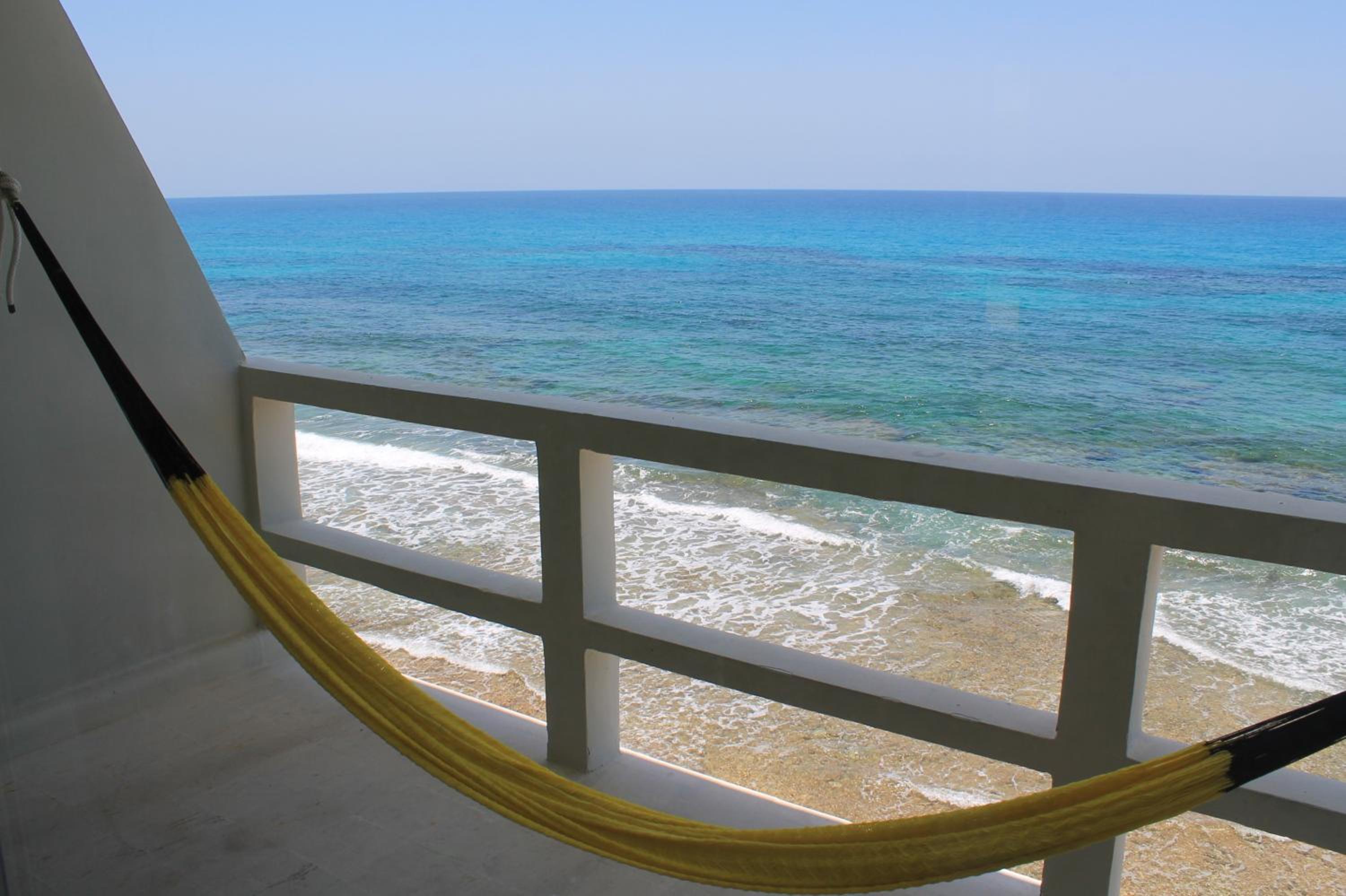 Room with Ocean View - Photo 20