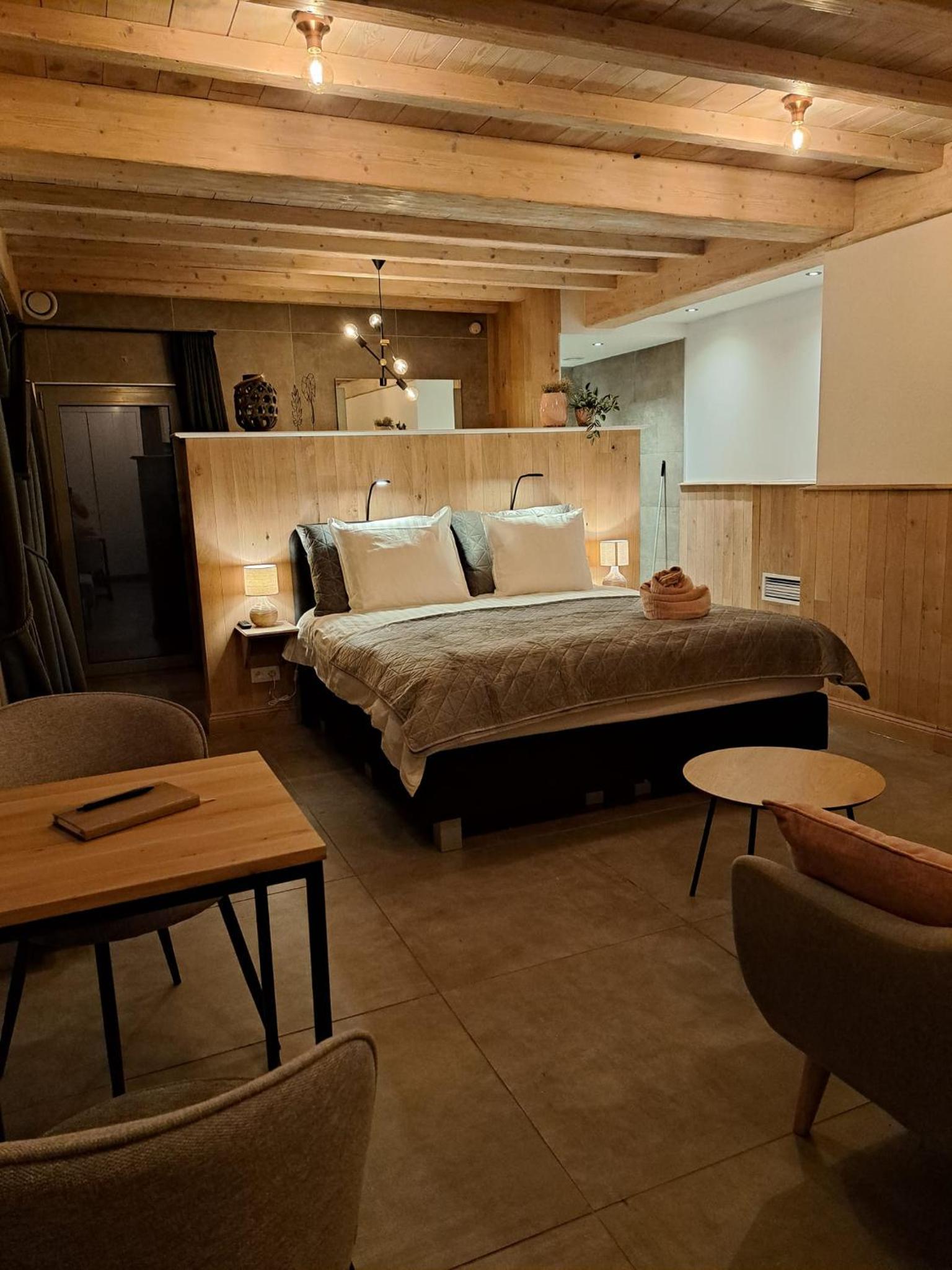 King Room with Garden View photo 3