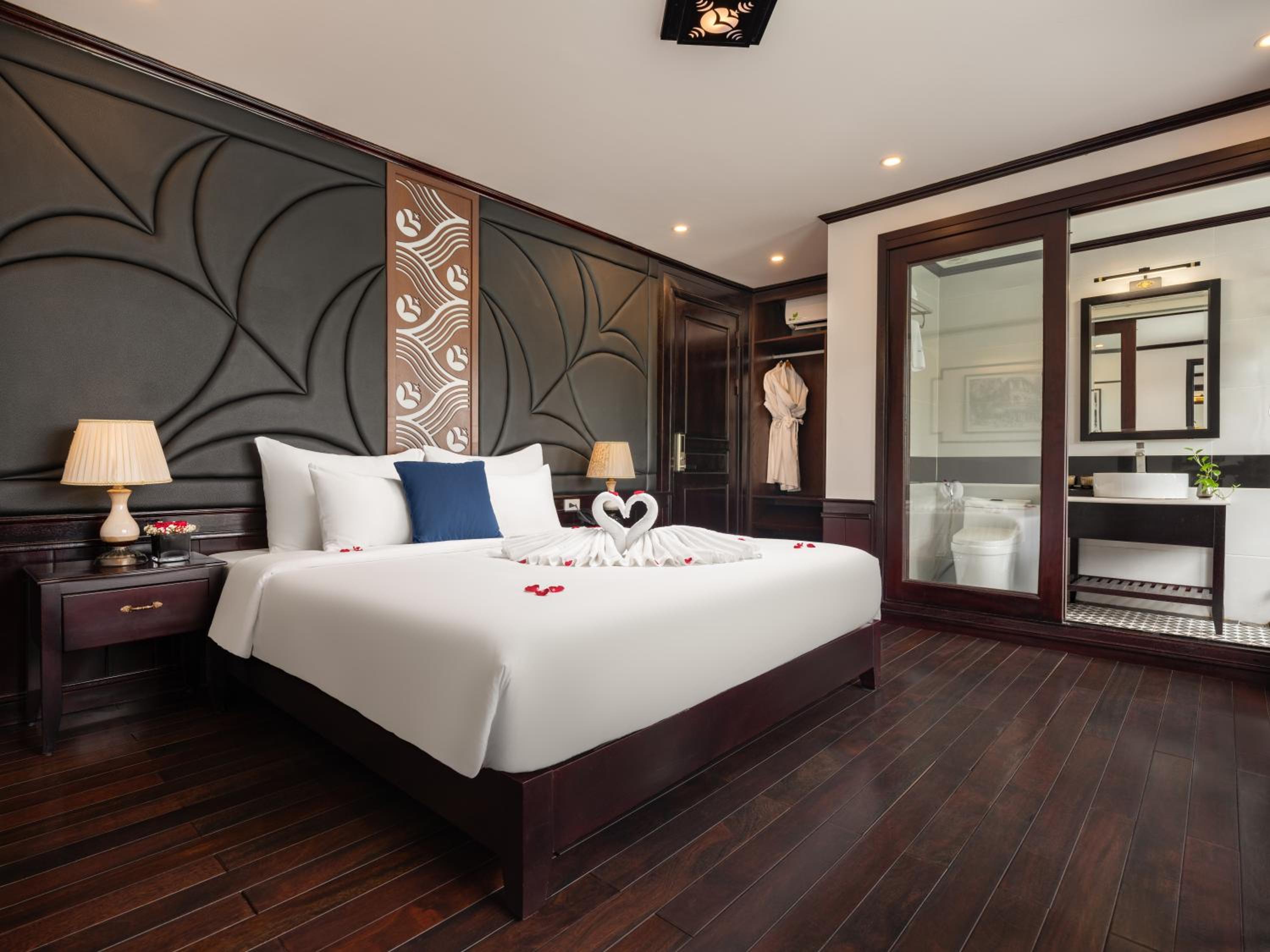 Junior Suite Ocean View with Private Balcony photo 1
