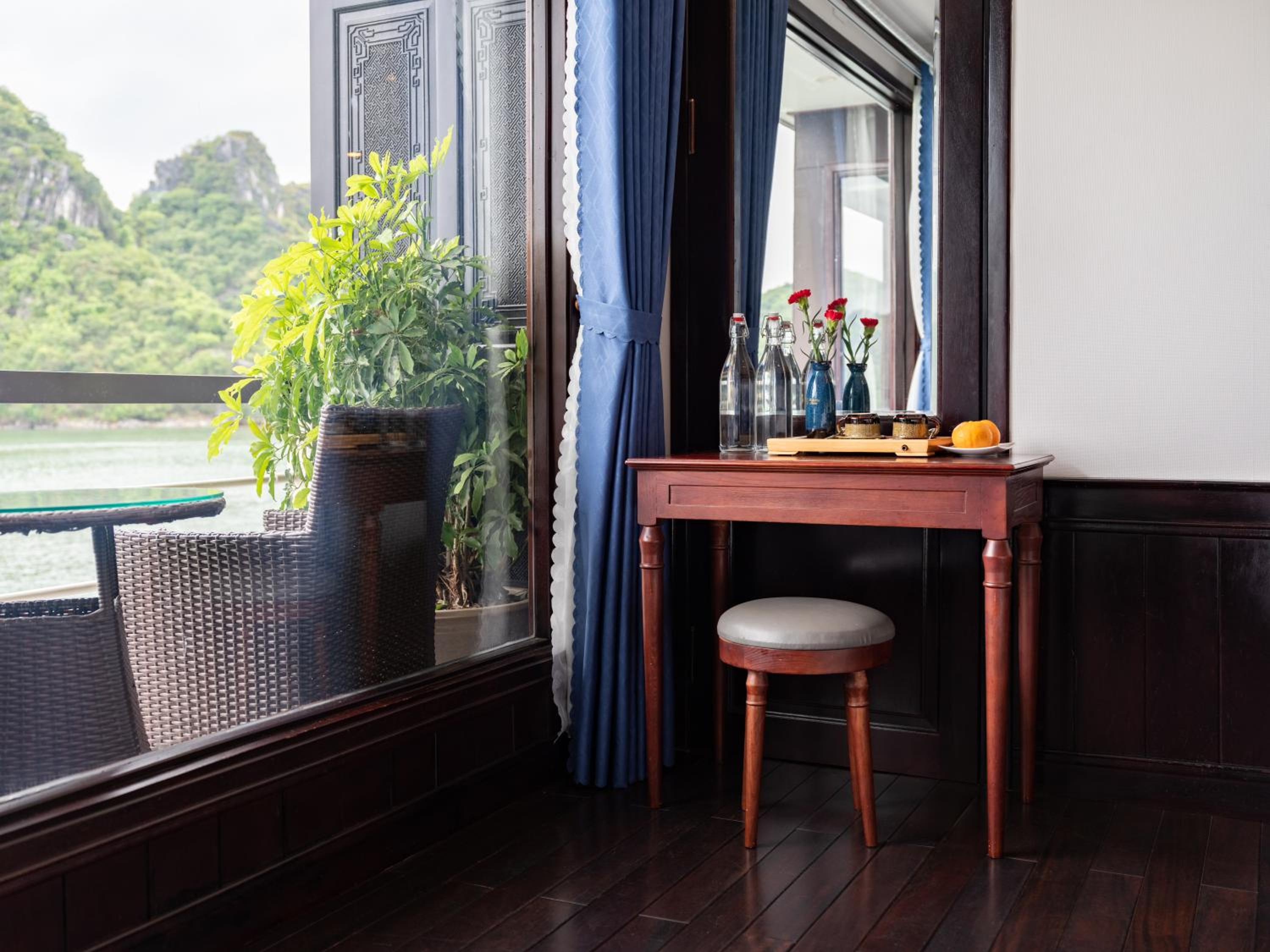 Triple Junior Suite Ocean View with Private Balcony  photo 2