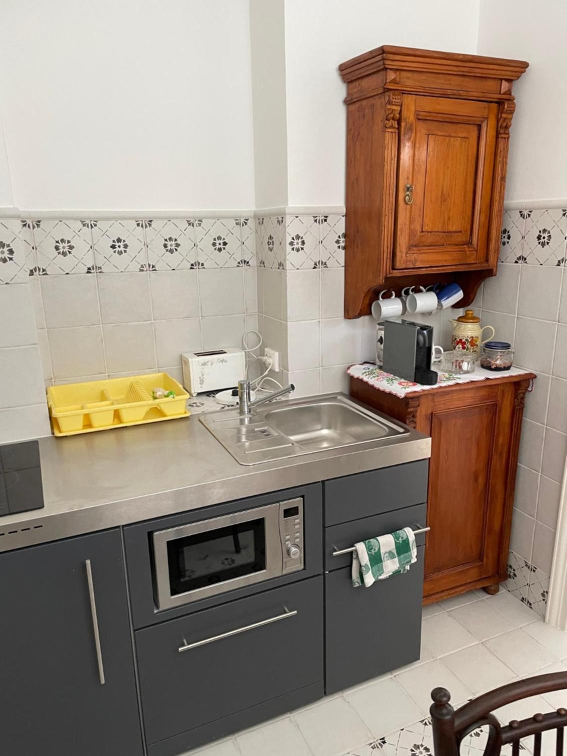 Two-Bedroom Apartment - Photo 11