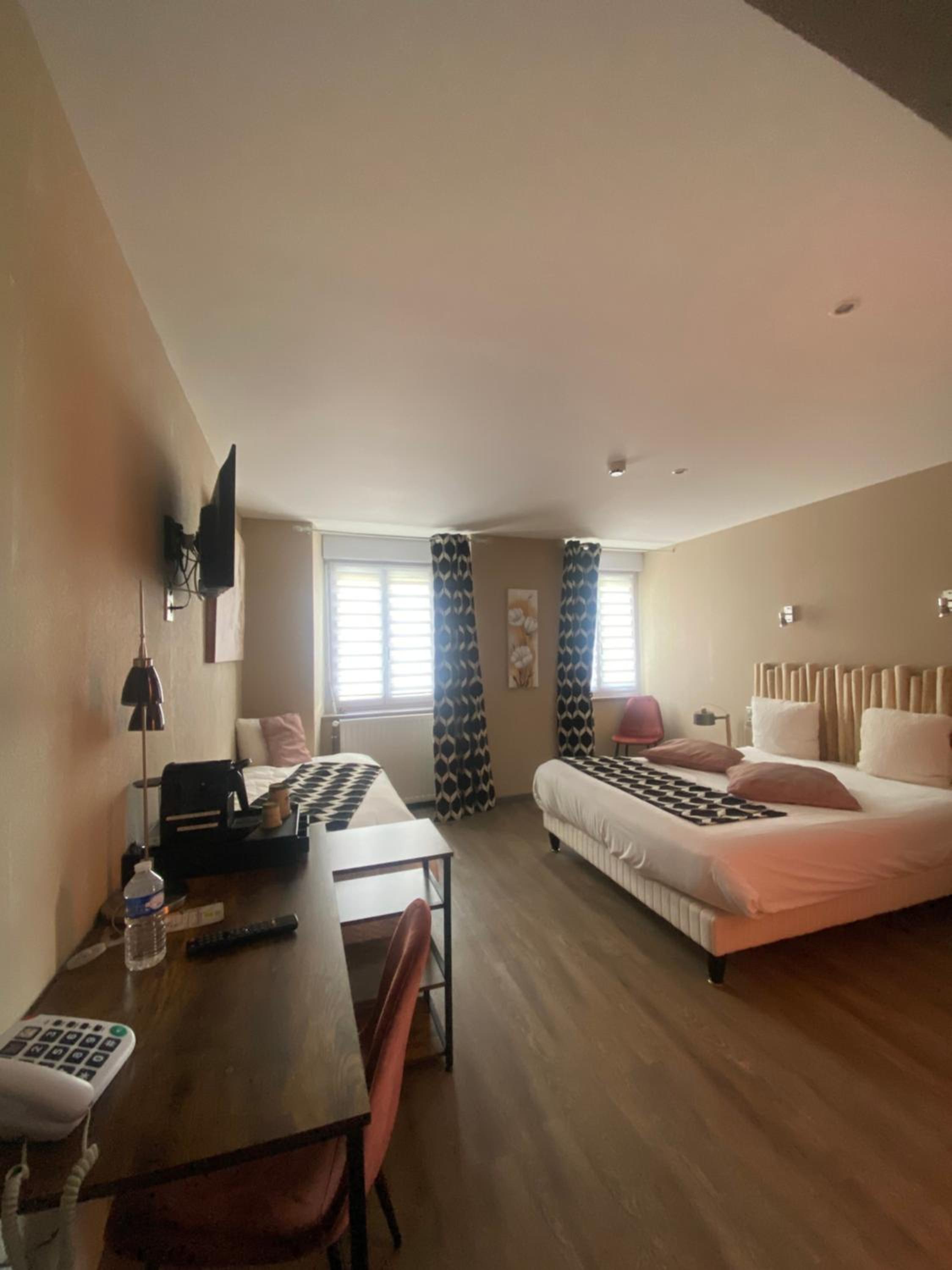 Triple Room - Photo 5
