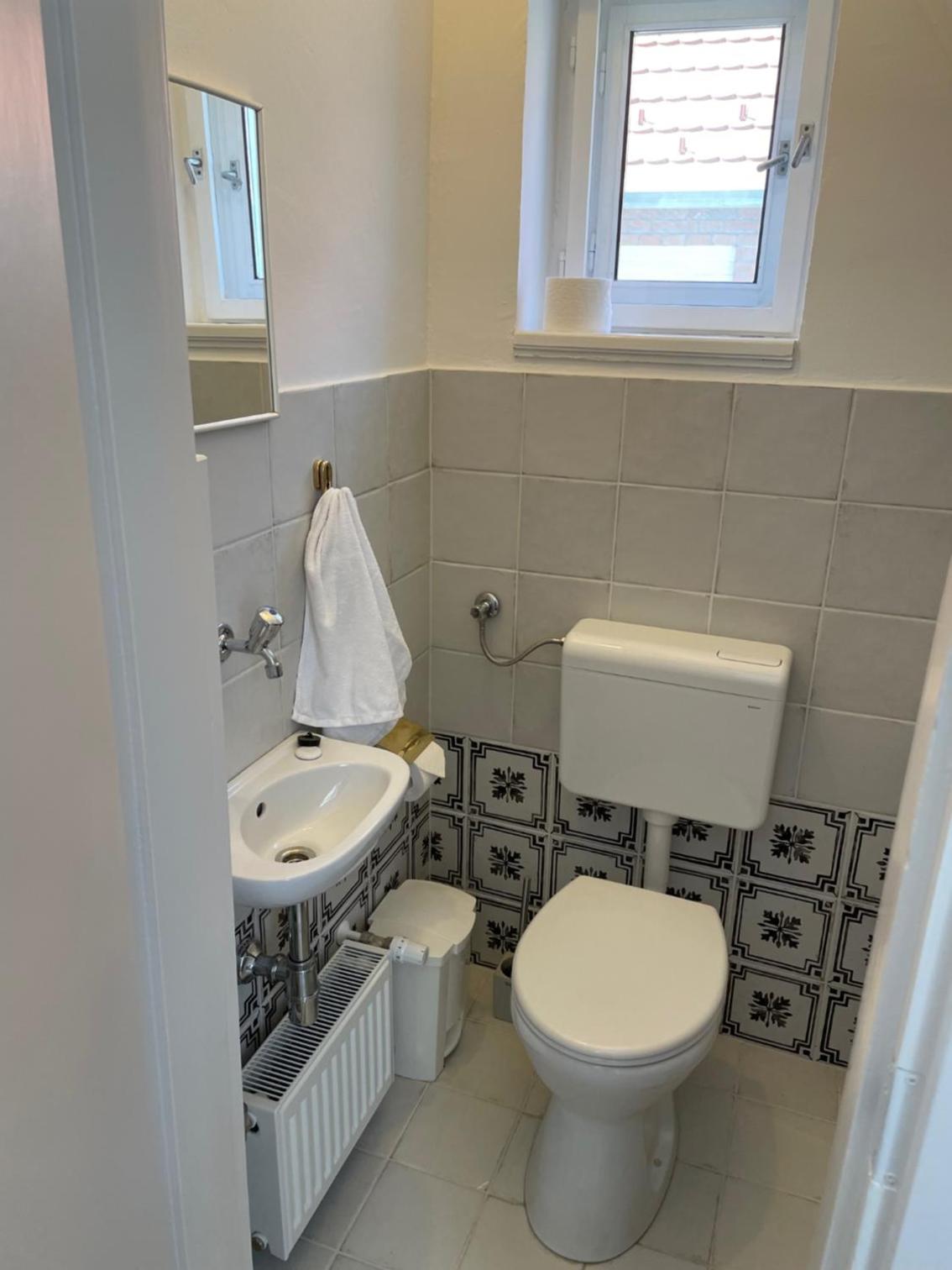 Two-Bedroom Apartment - Photo 16