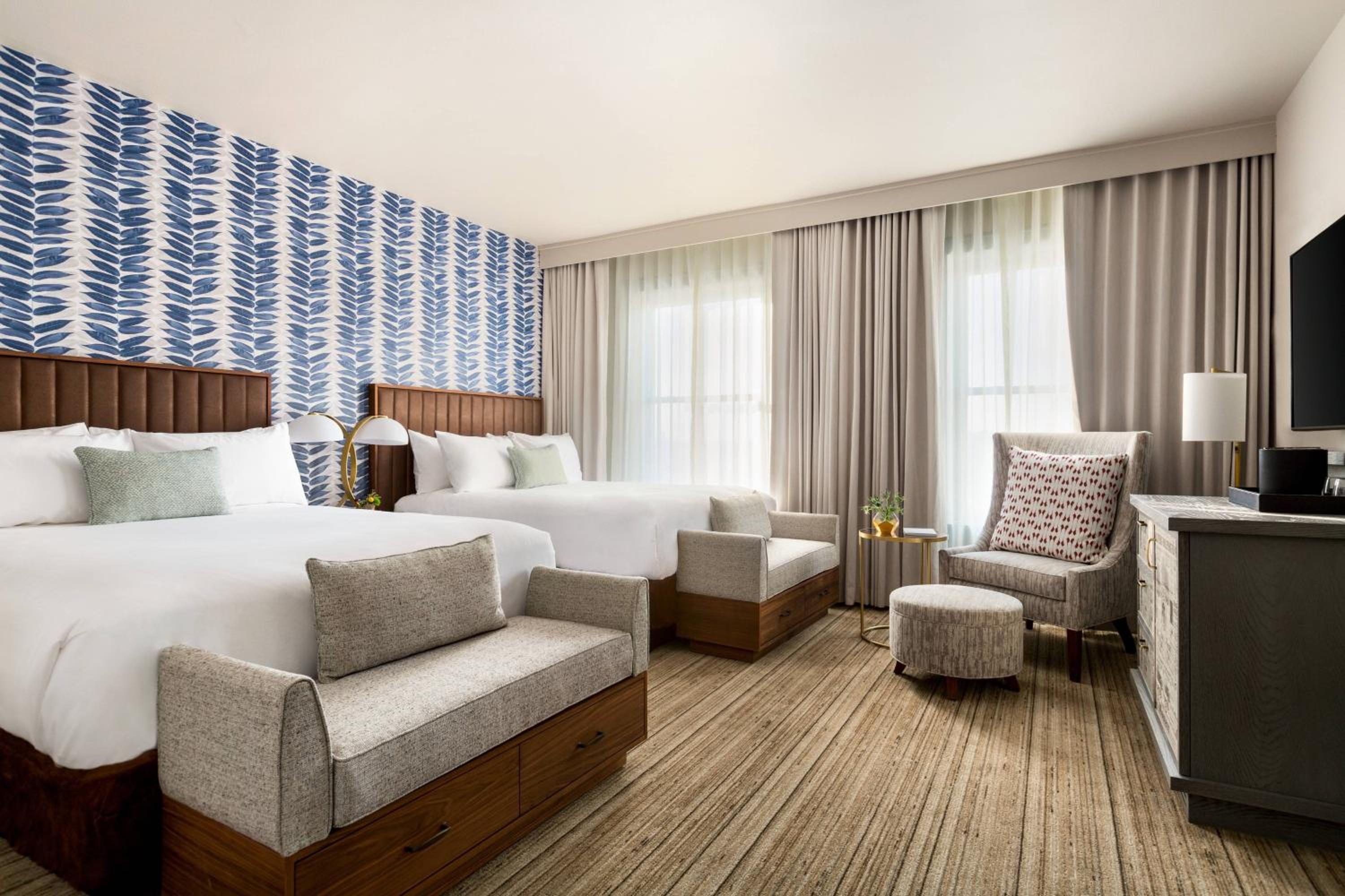 Double Queen Room photo 1