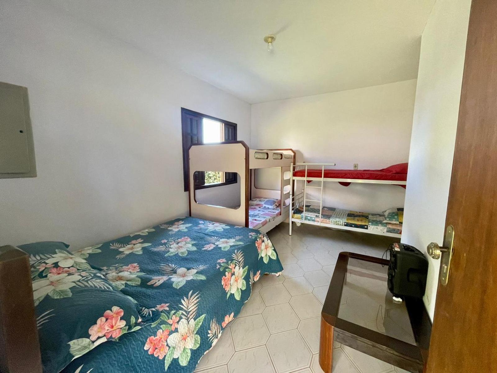 Four-Bedroom House photo 1