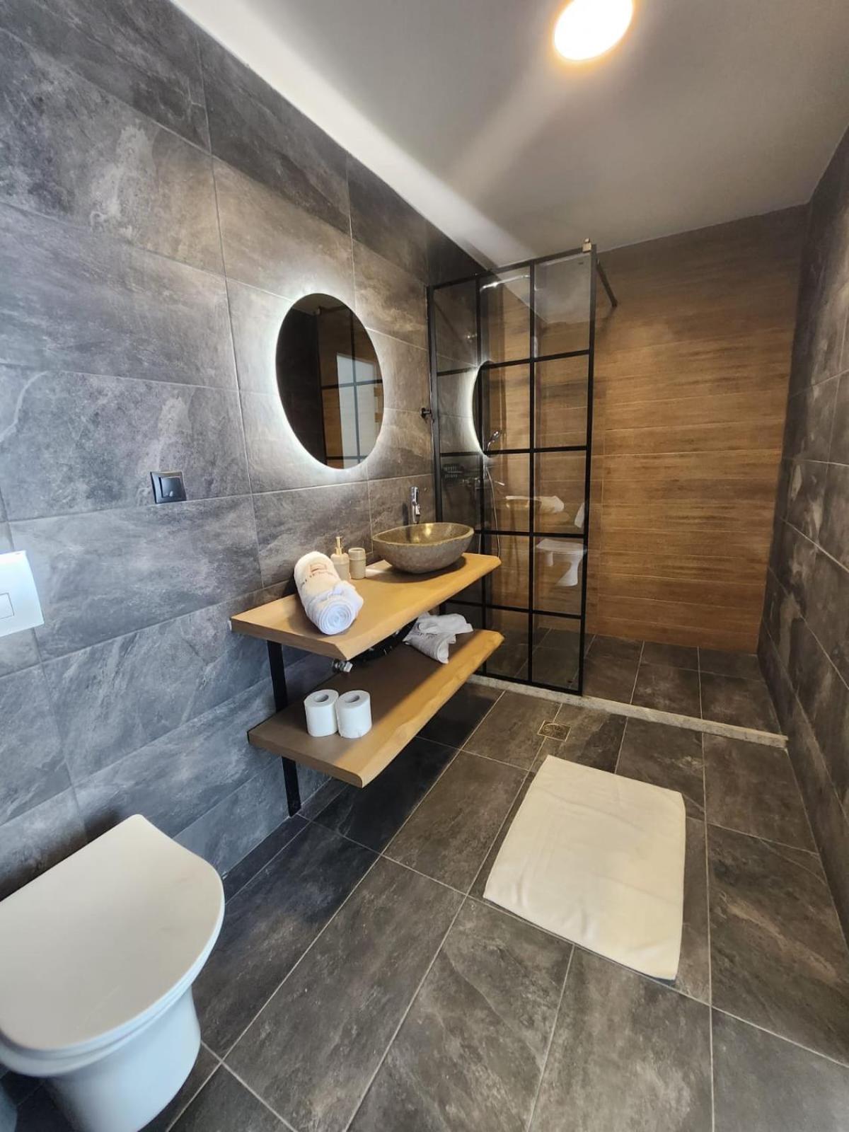 Deluxe Double Room with Sea View photo 3