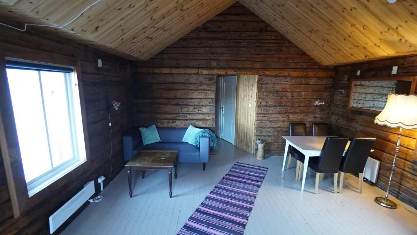Two-Bedroom House photo 2