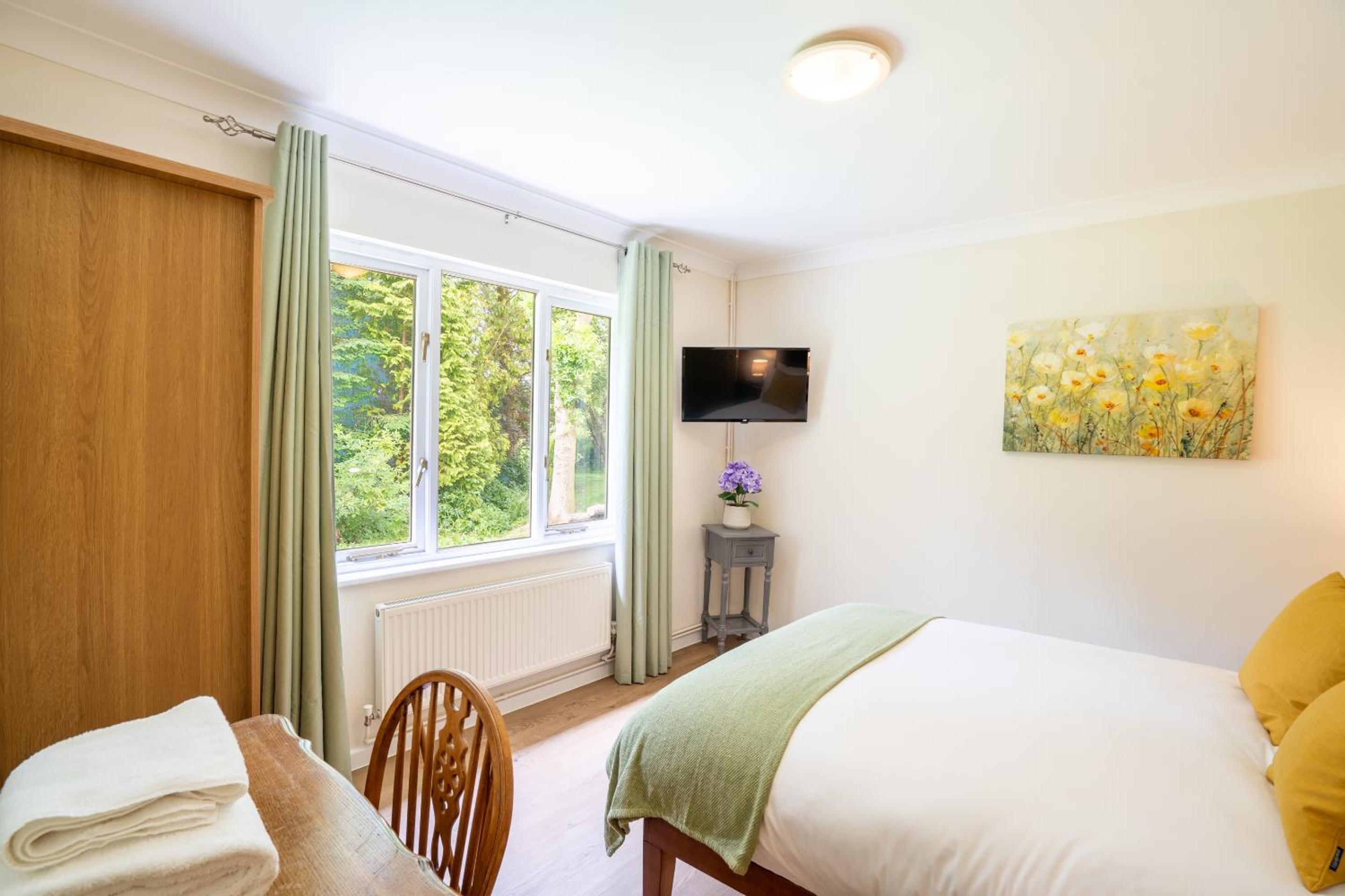 Large Double Room photo 2