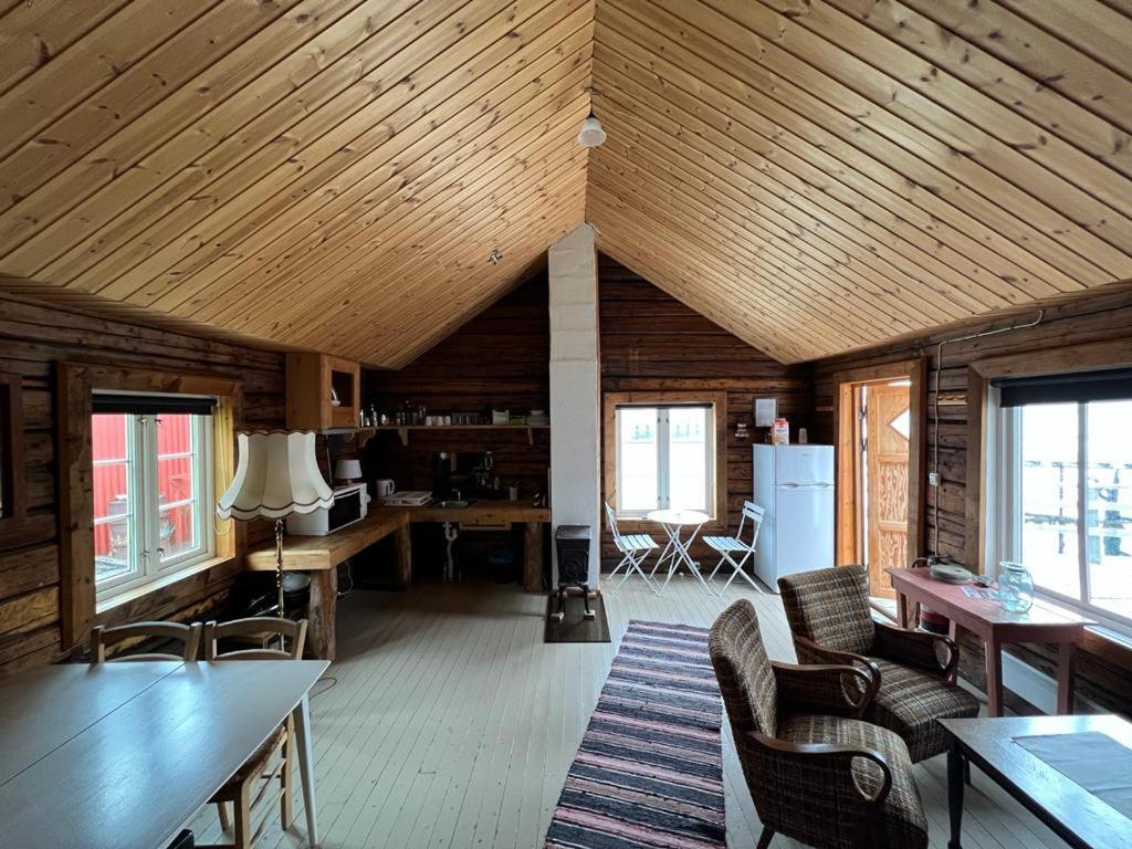 Two-Bedroom House photo 1