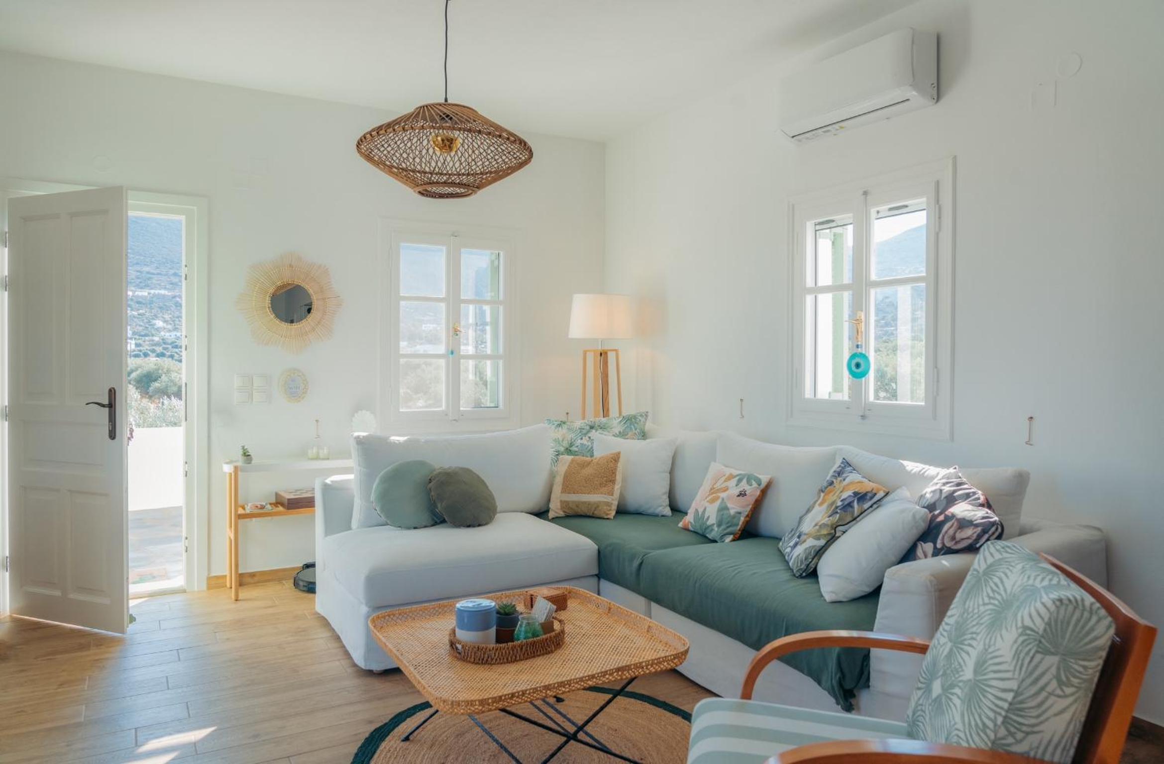 Two-Bedroom Apartment with Balcony and Sea View
