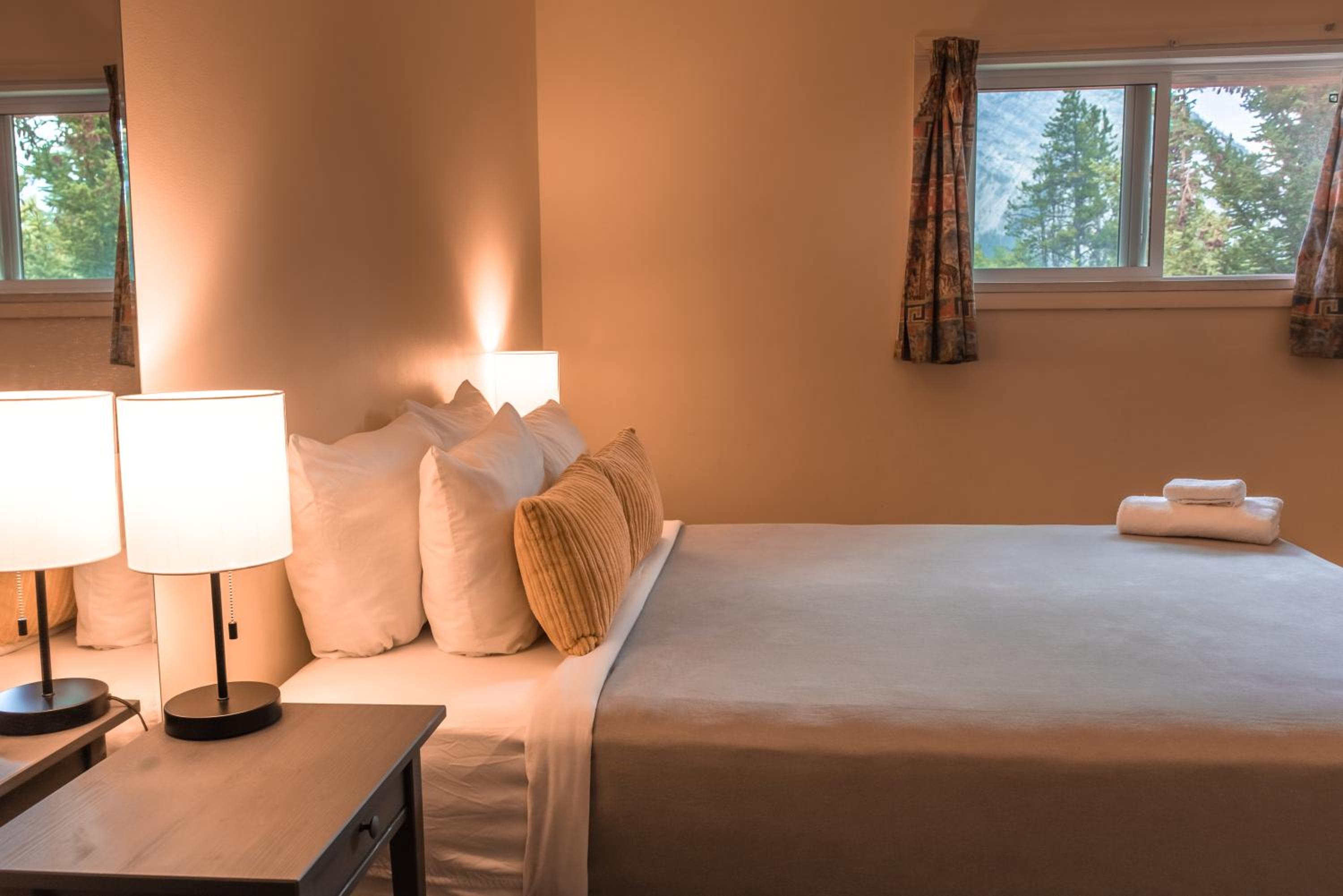 Double Room with Shared Bathroom photo 1