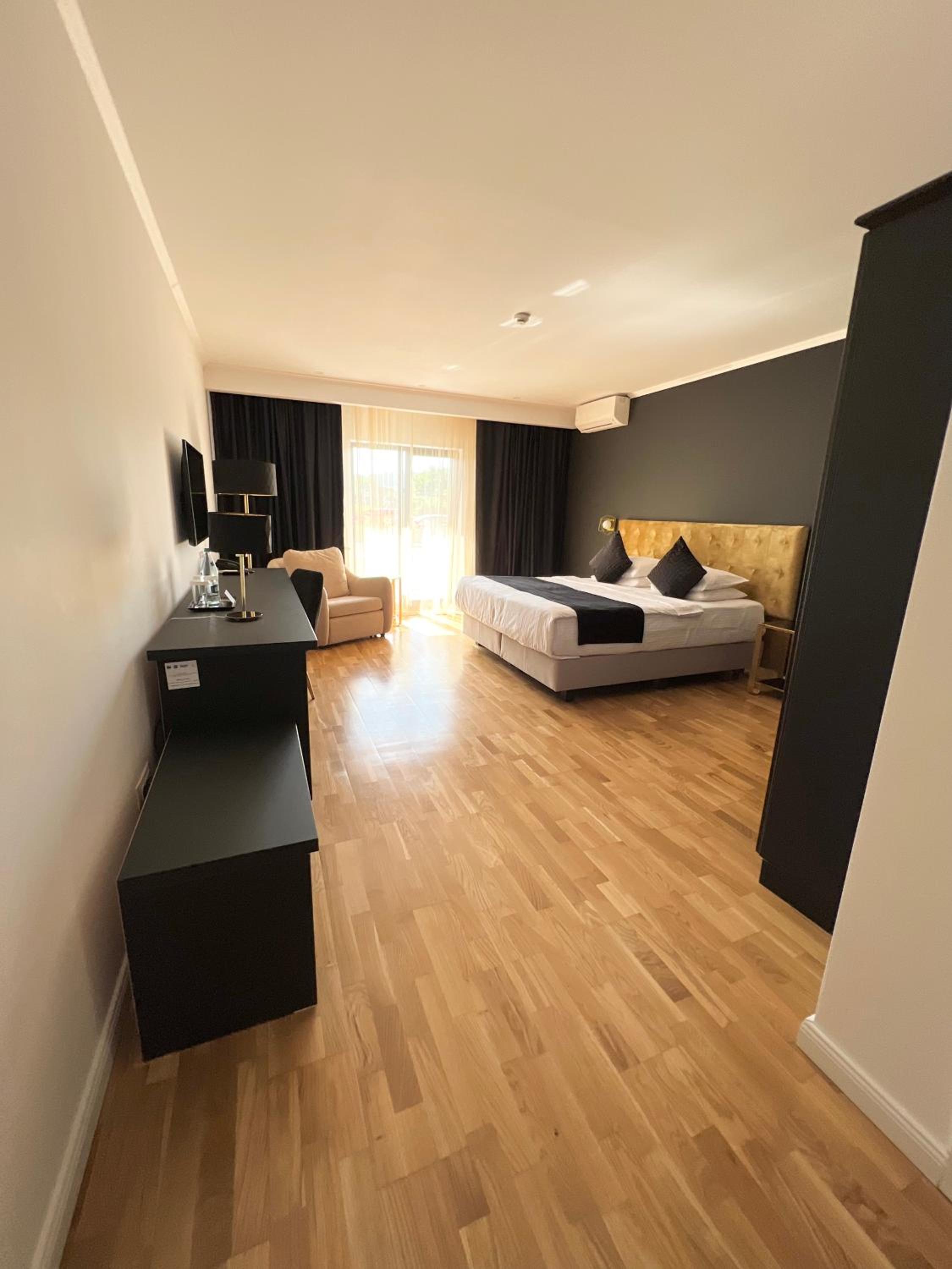 Deluxe Double or Twin Room with Balcony - Photo 68