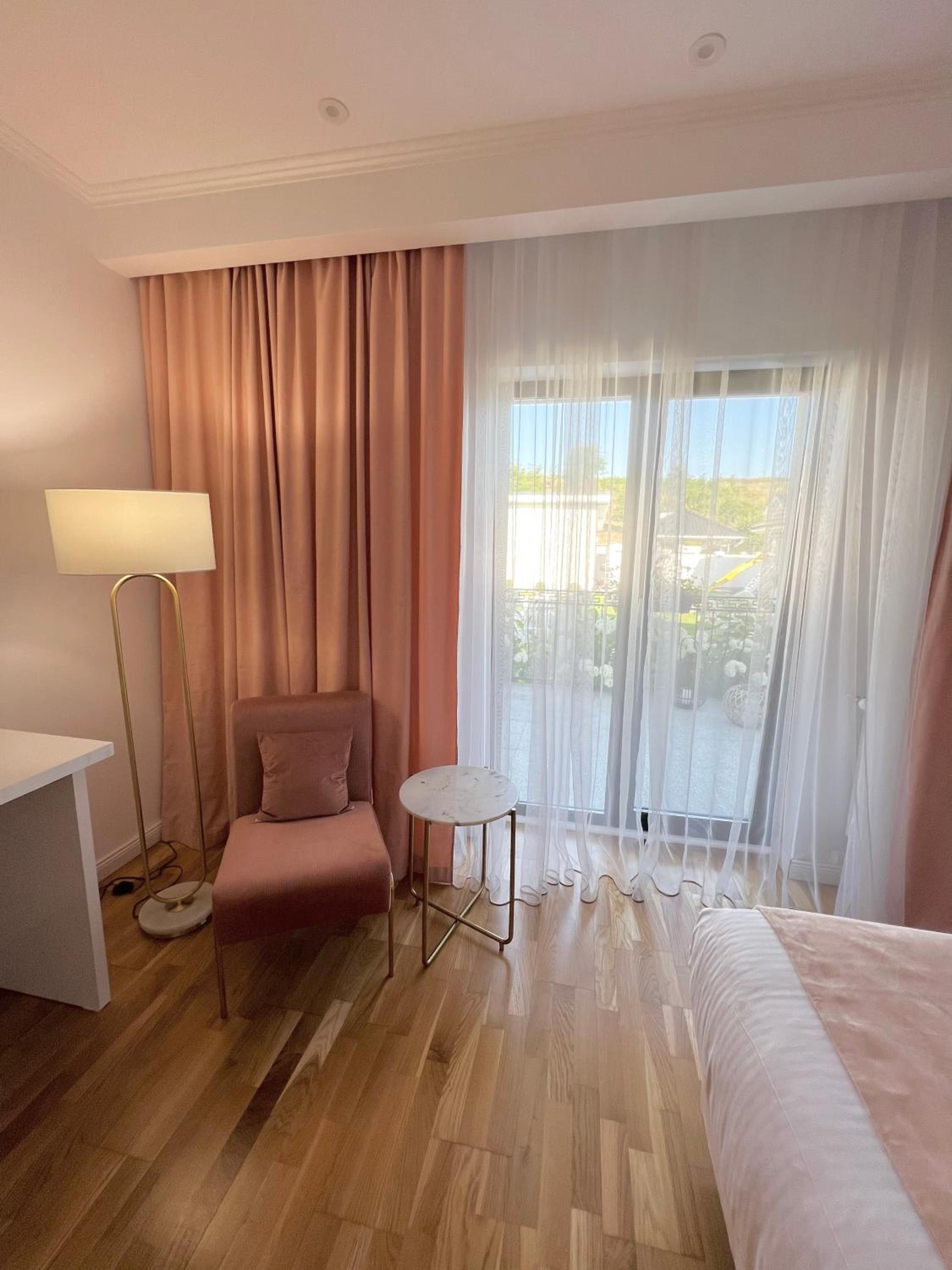 Deluxe Double or Twin Room with Garden View - Photo 31