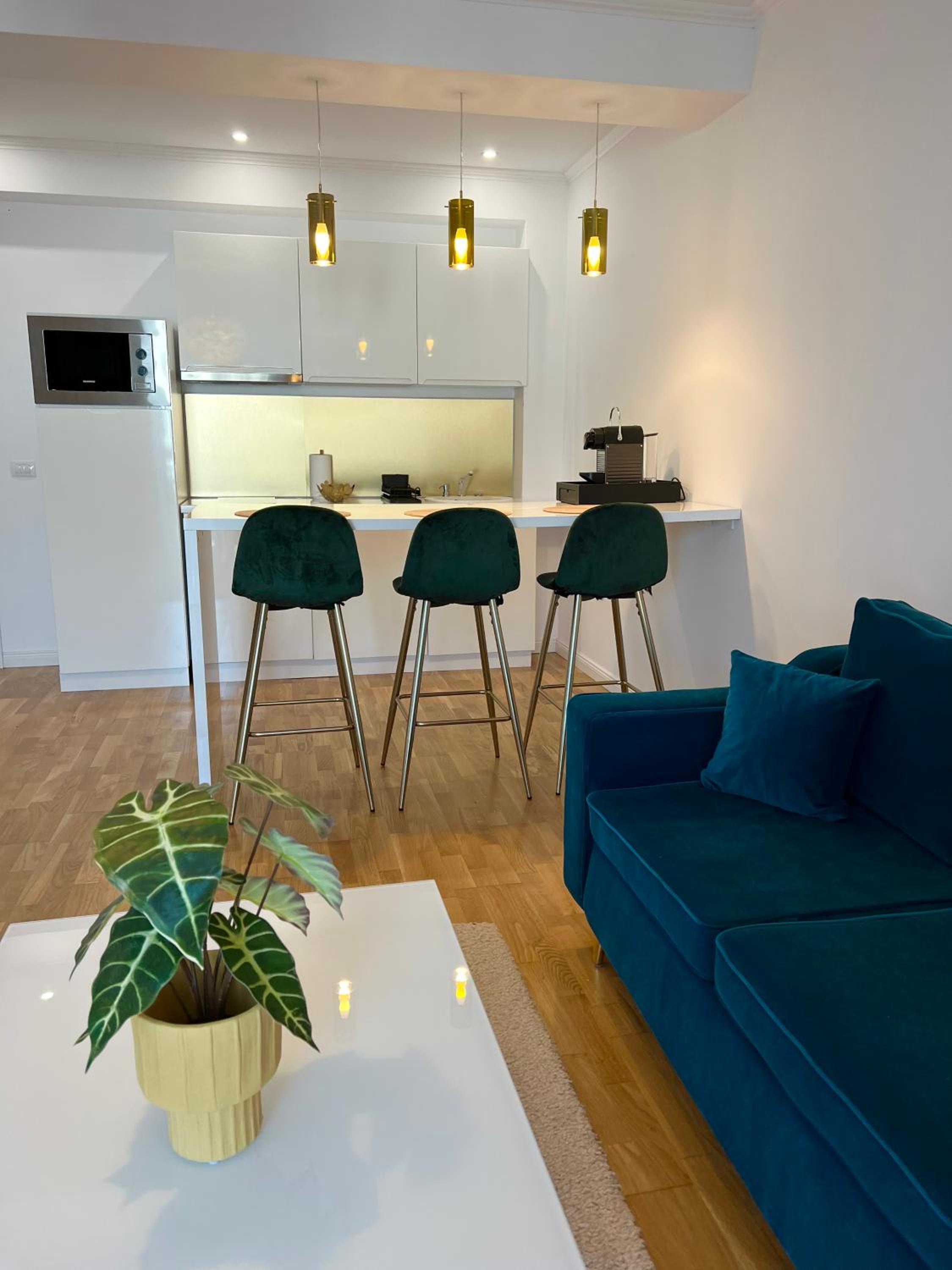 Apartment with Terrace - Photo 28