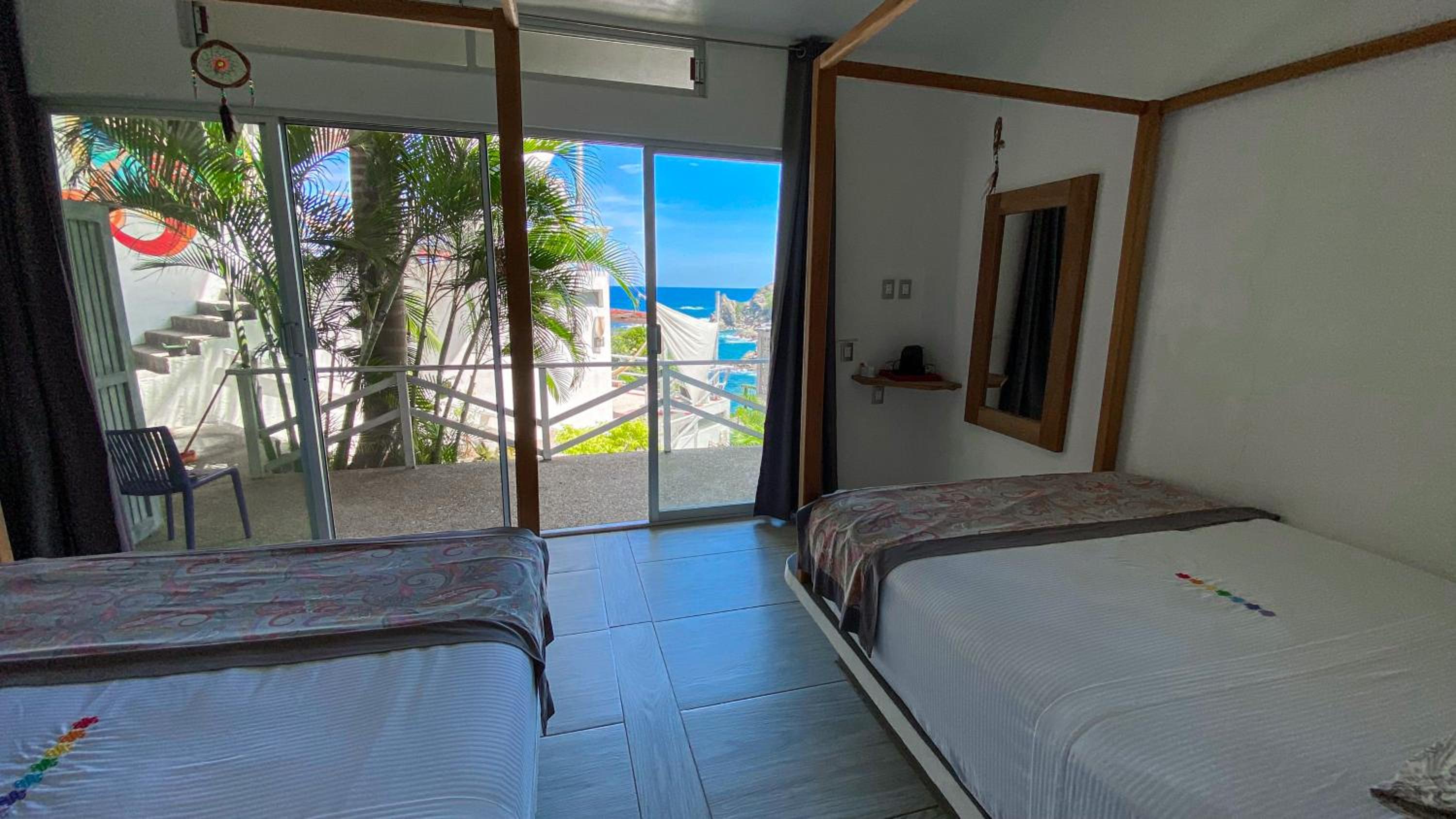 Quadruple Room with Garden View - Photo 5