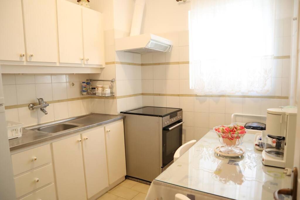 One-Bedroom House photo 2