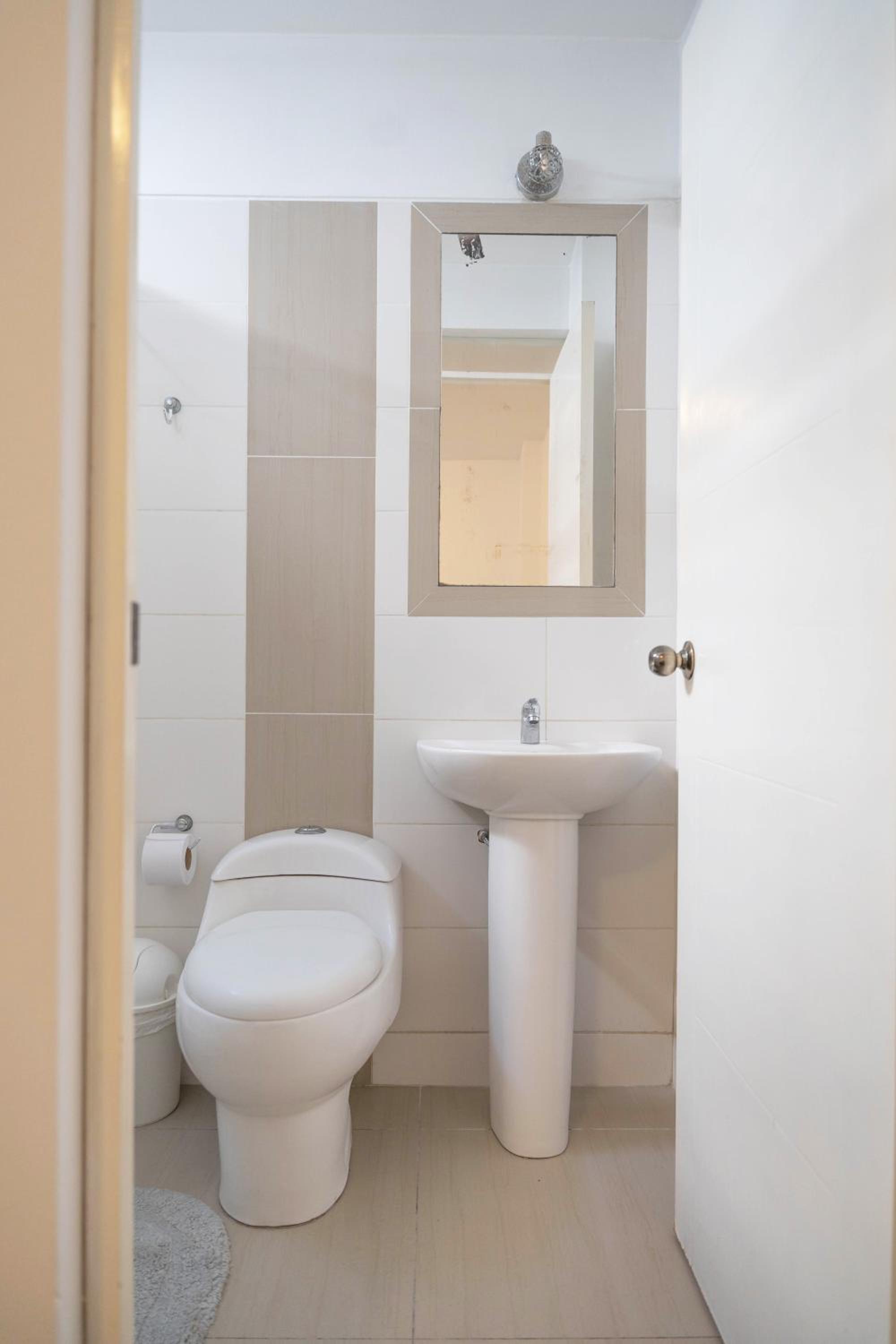 Double Room with Private Bathroom photo 3