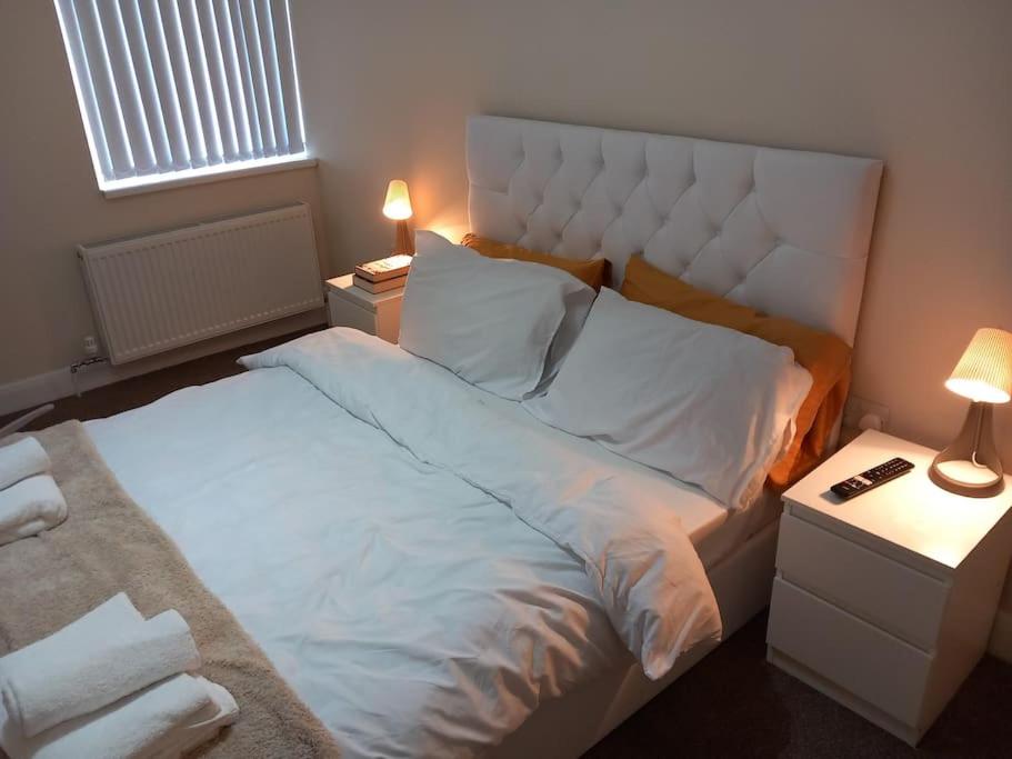 Three-Bedroom House photo 1