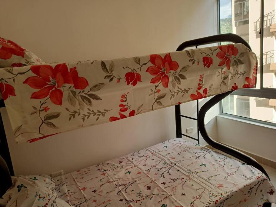 Three-Bedroom Apartment photo 1