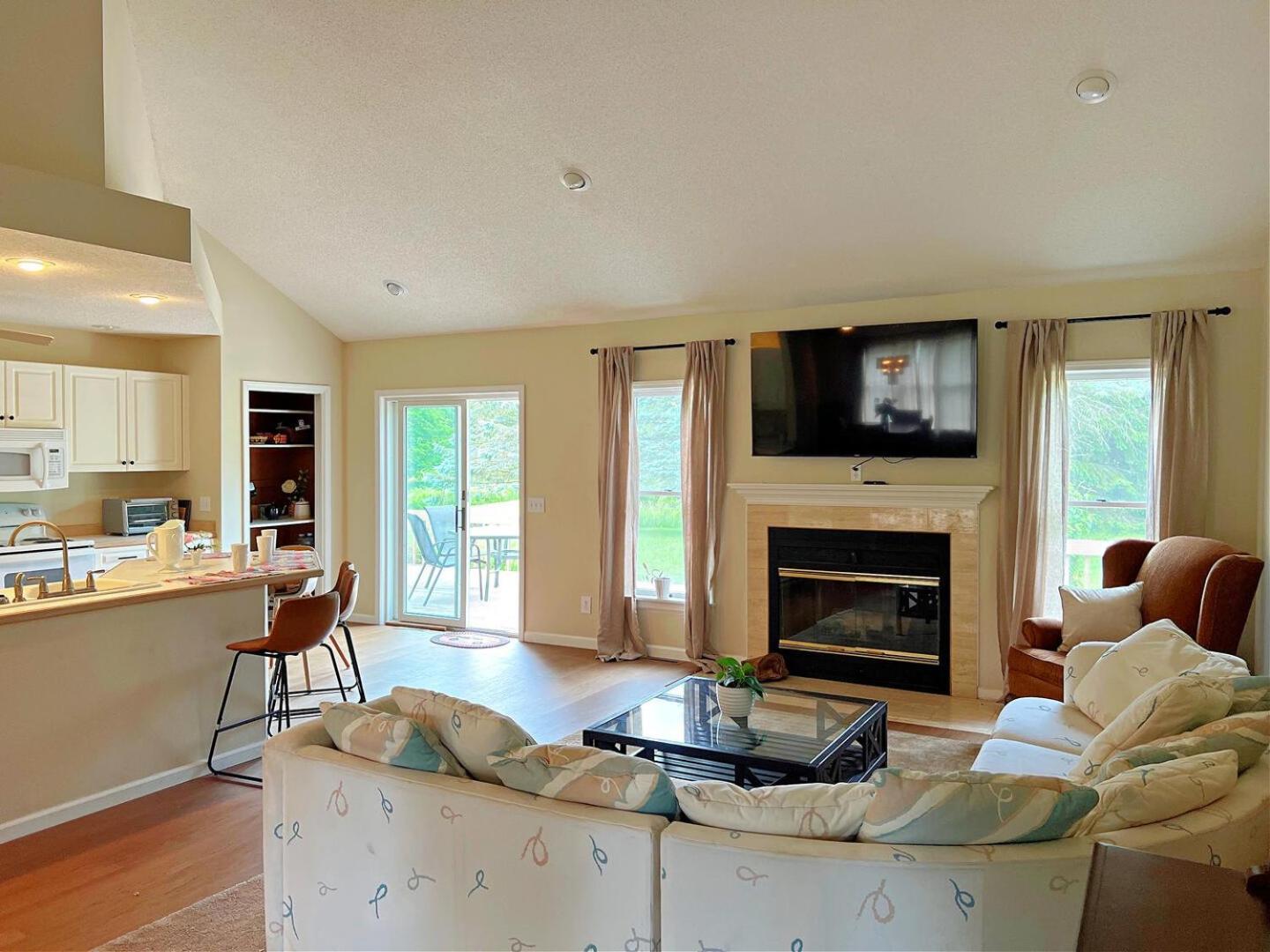 Three-Bedroom House photo 1