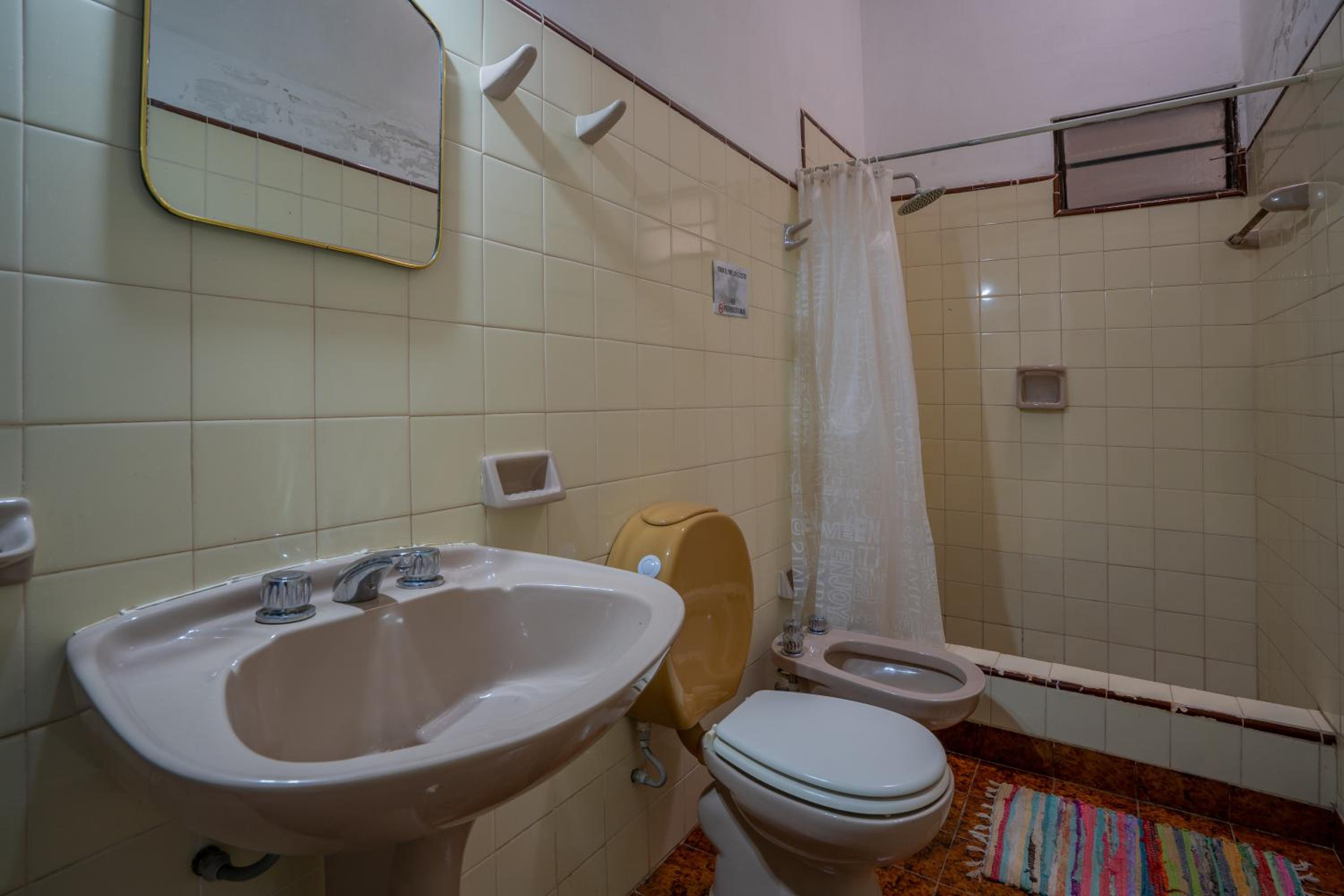 Standard Double Room With Shared Bathroom photo 2