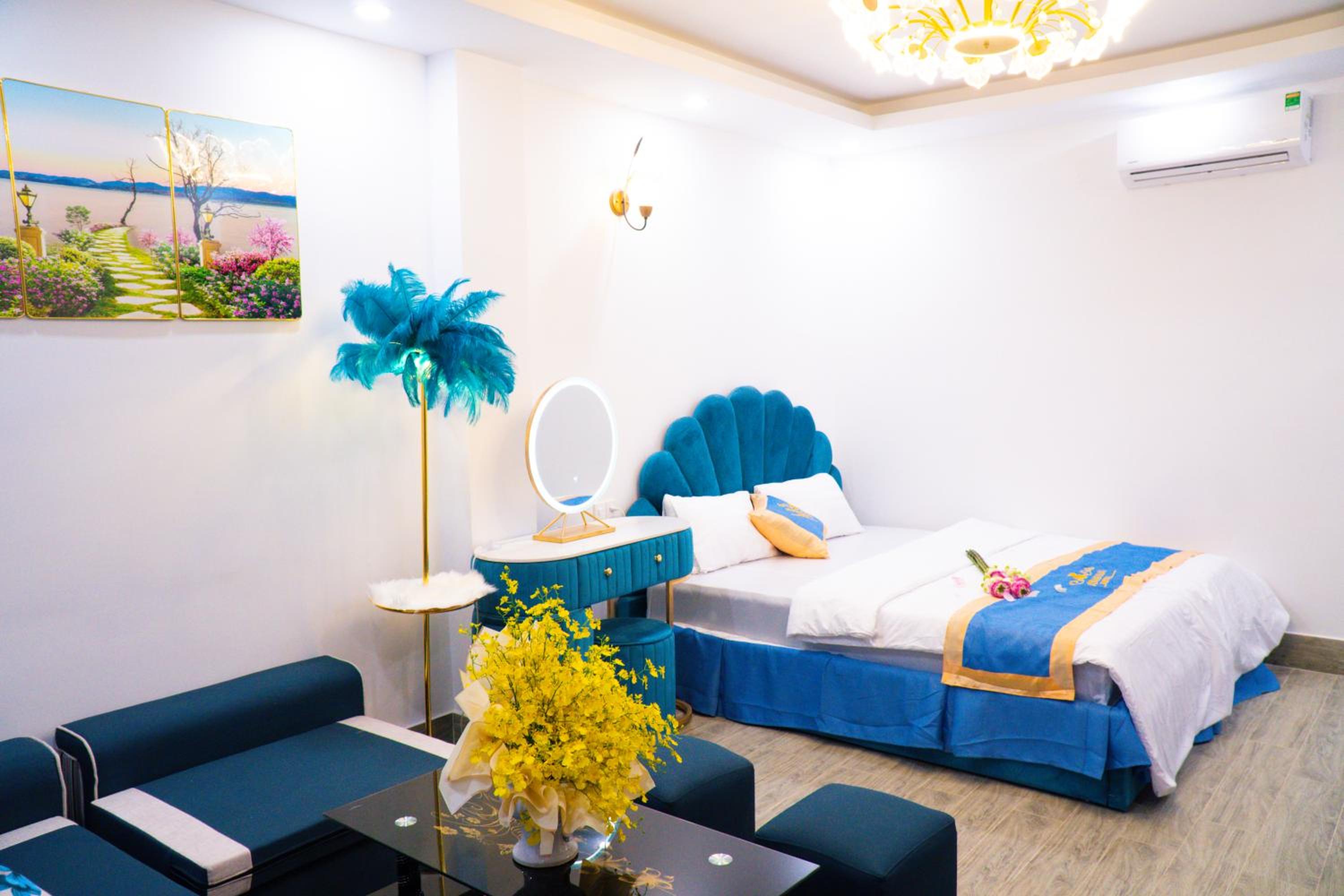 Queen Room with Spa Bath photo 1