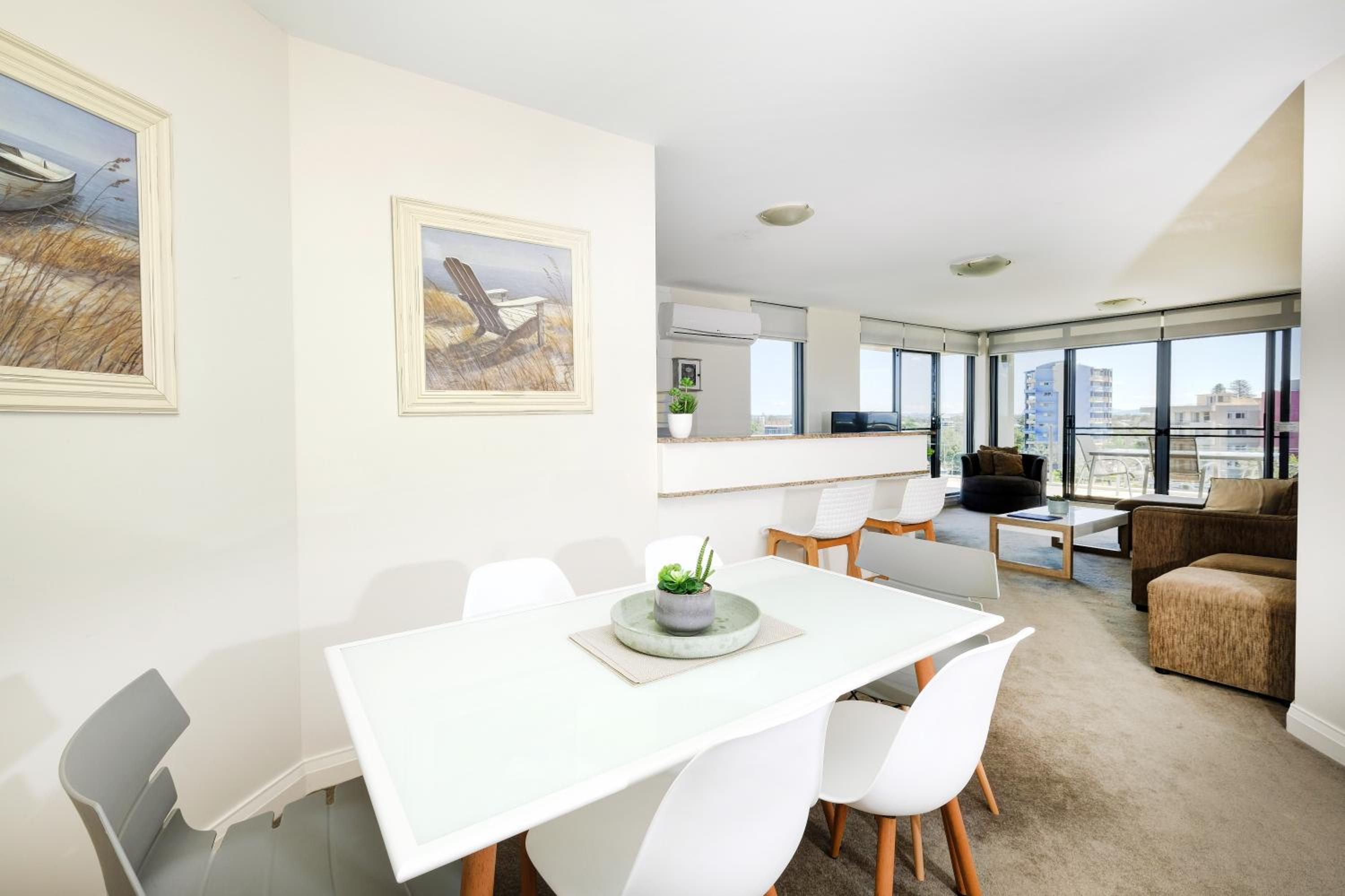 Superior One-Bedroom Apartment with Water View photo 3