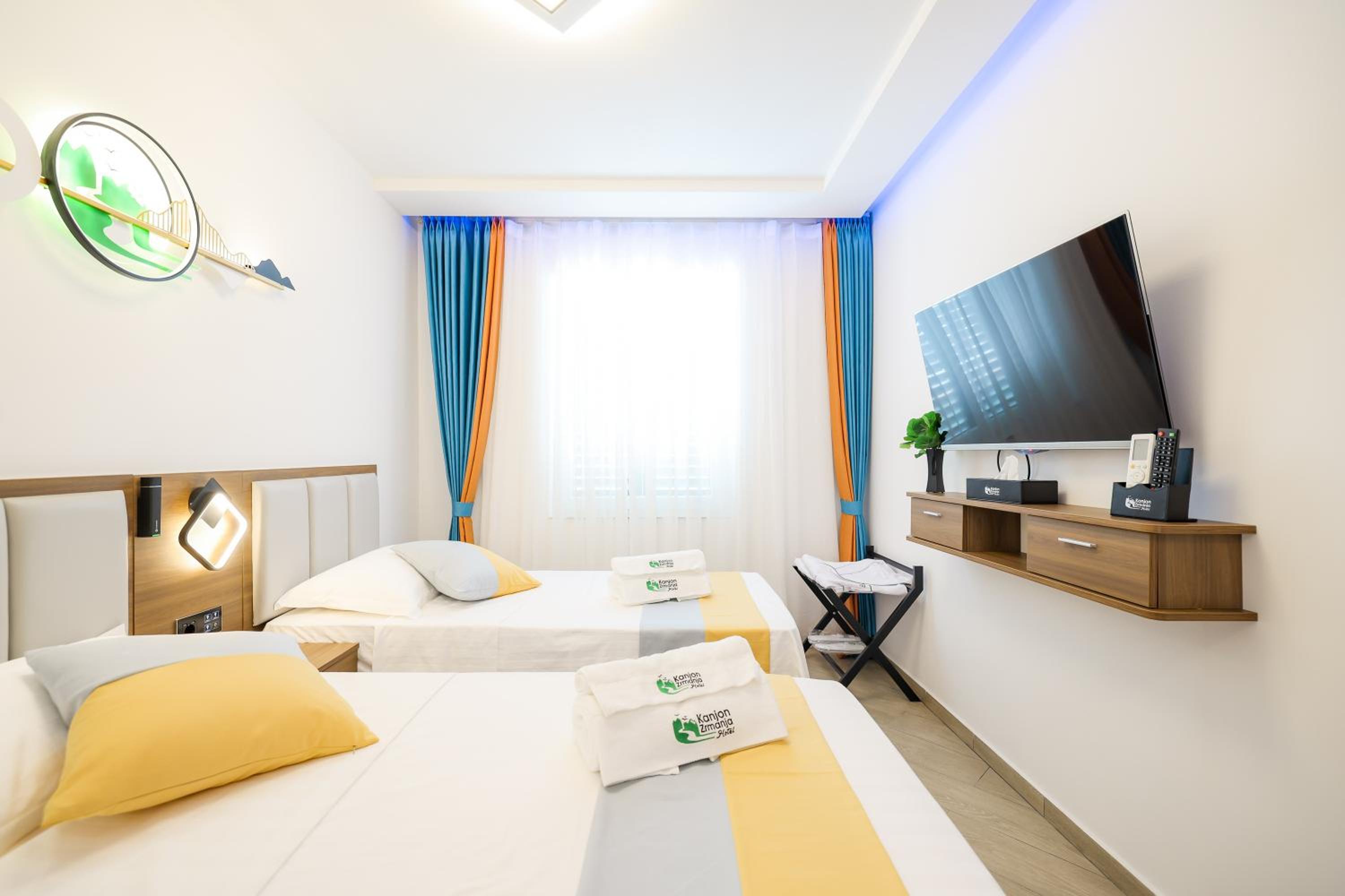 Deluxe Twin Room photo 2
