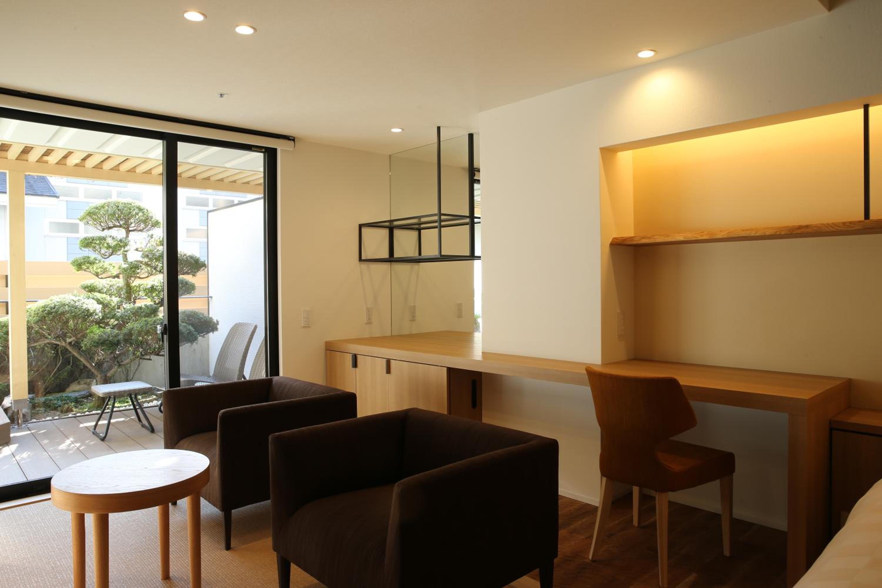 Superior Twin Room with Garden View photo 3