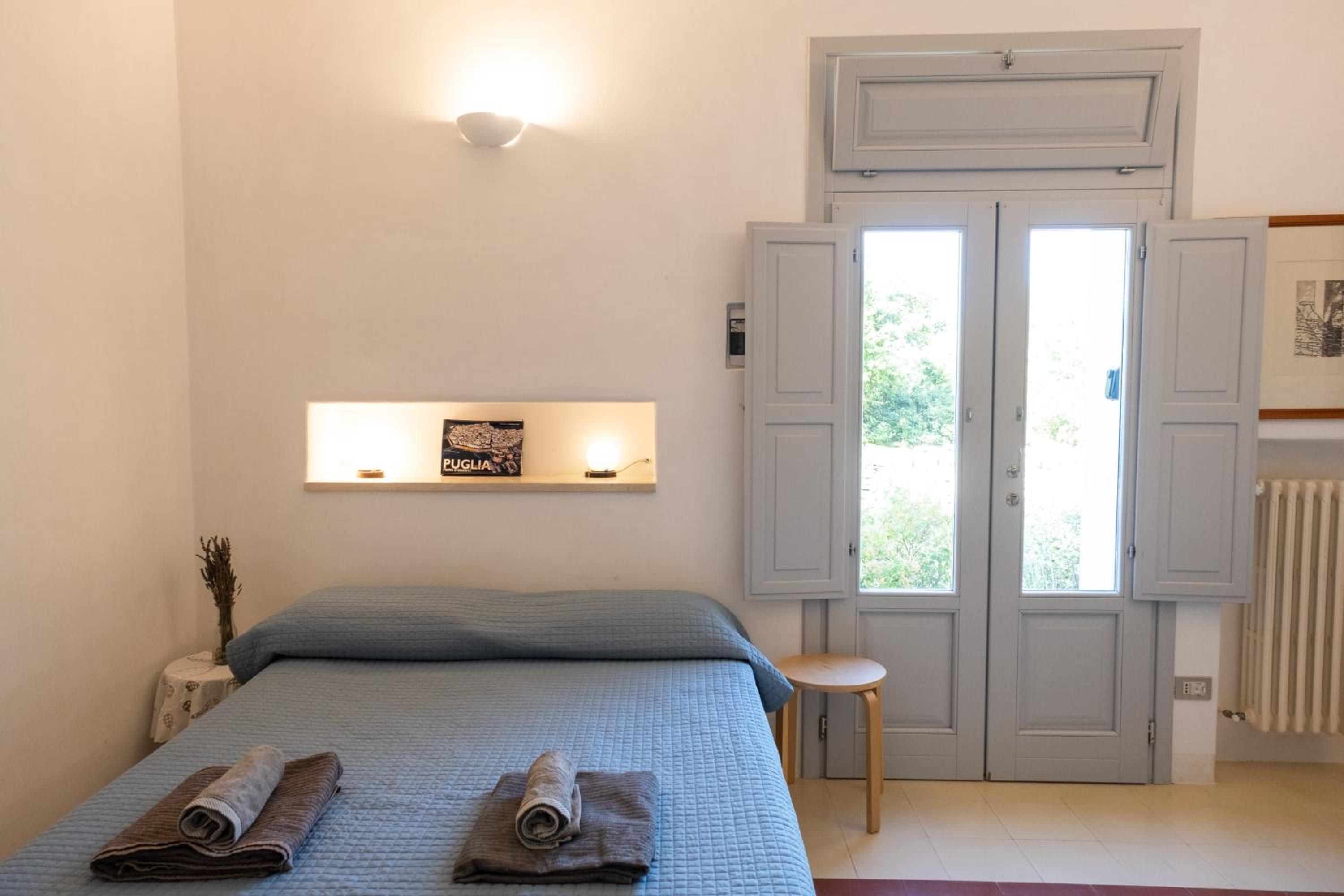One-Bedroom Apartment - Photo 17