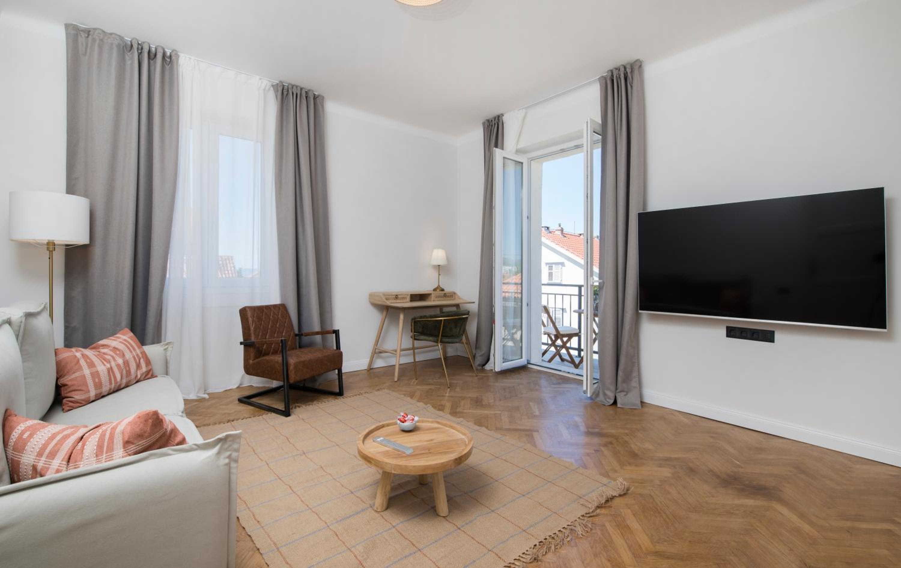 Apartment with Sea View