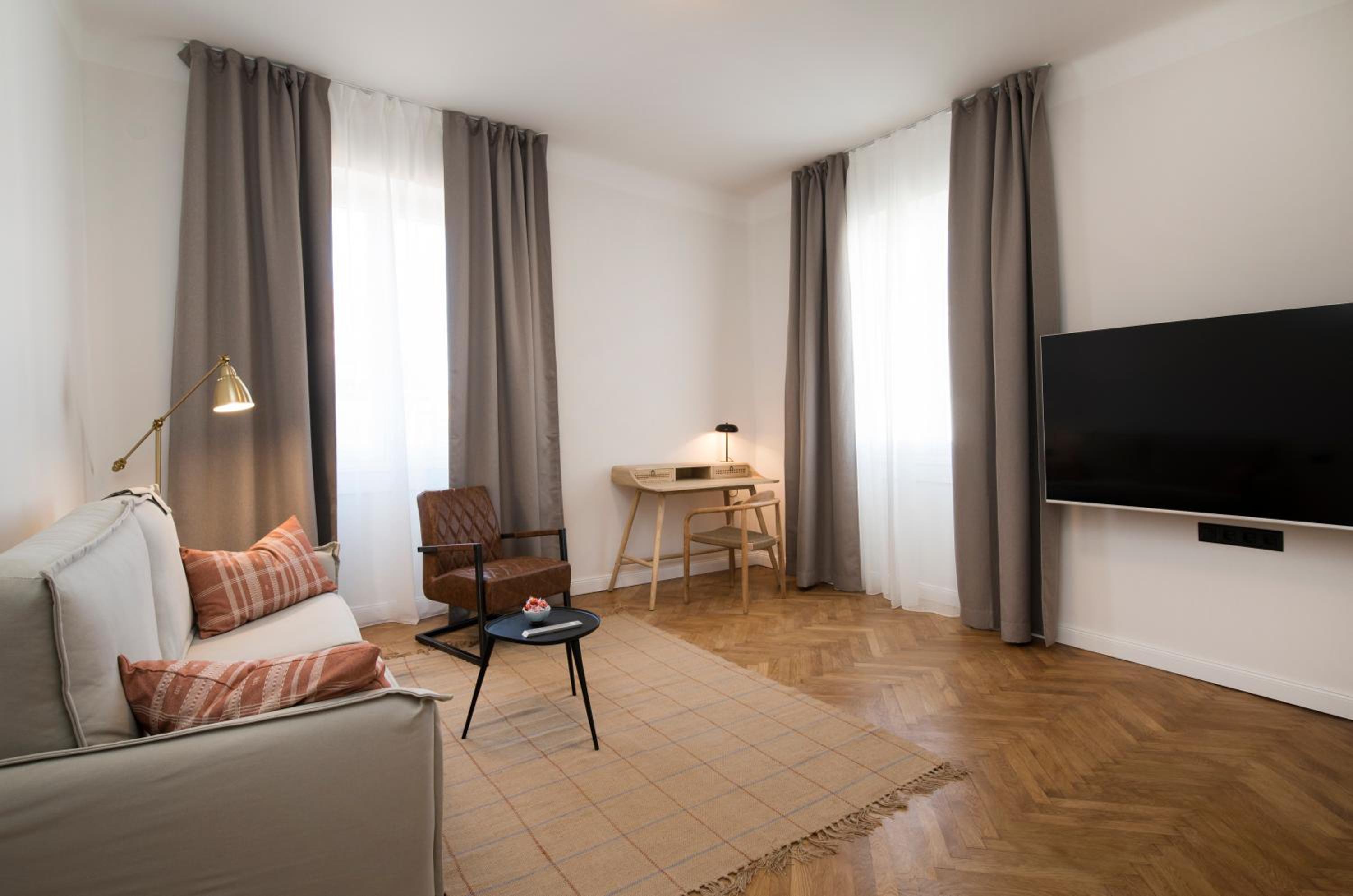 Apartment with Balcony