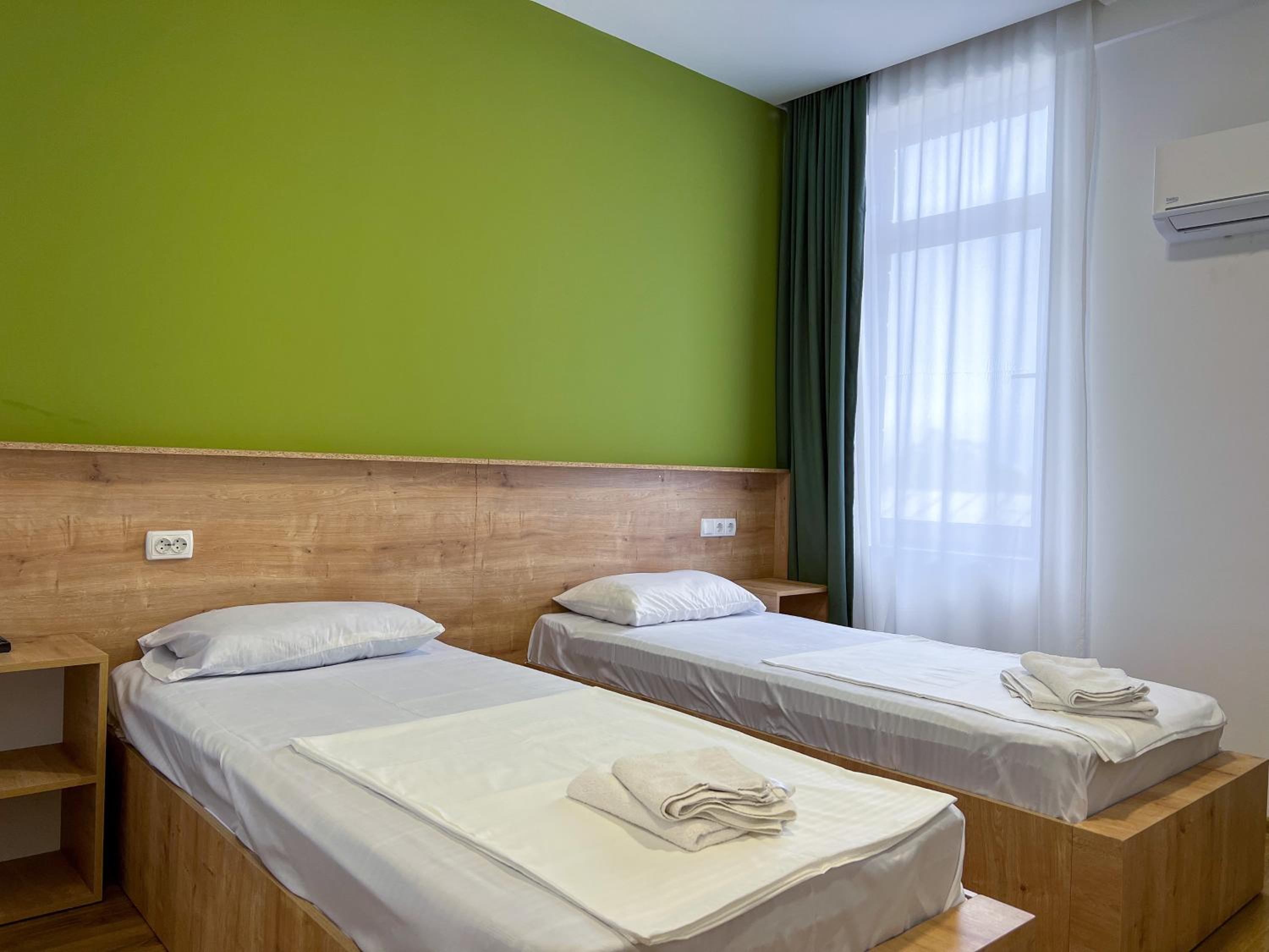 Budget Twin Room photo 2