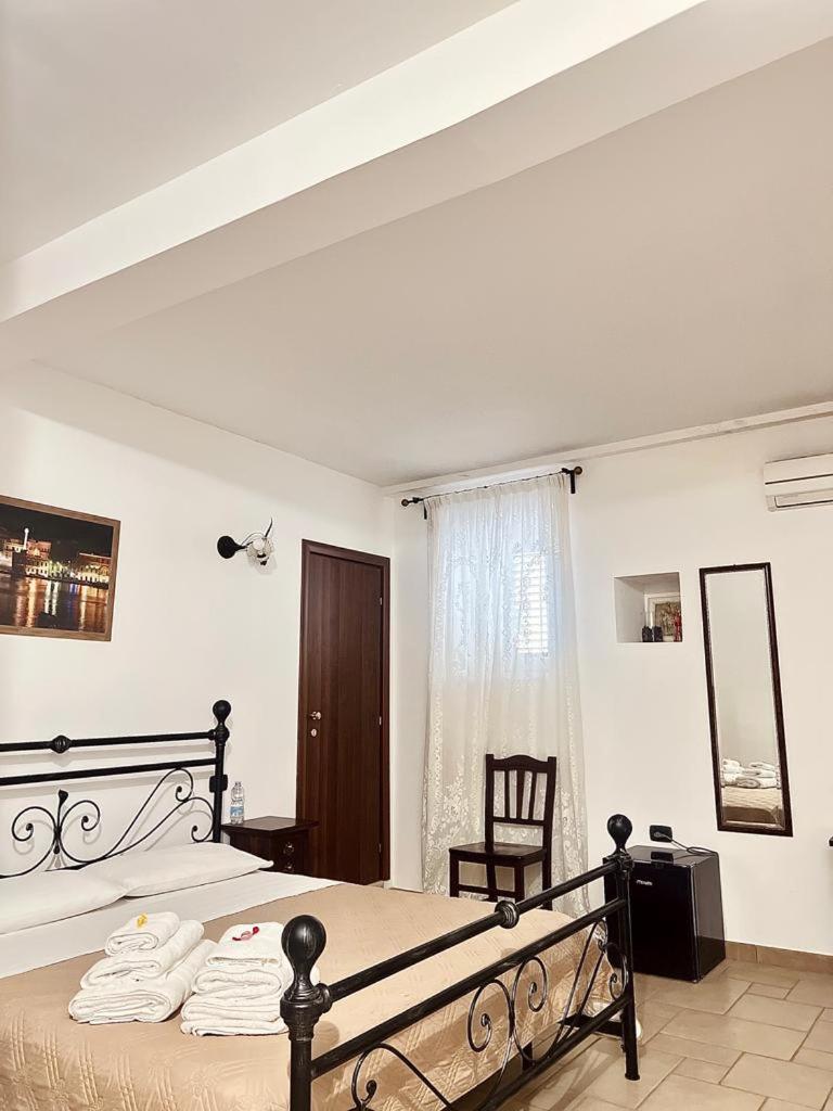 Triple Room With Private Bathroom photo 2