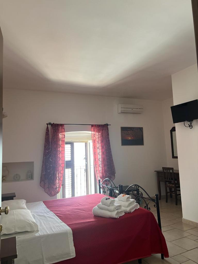 Double Or Twin Room With Balcony photo 2