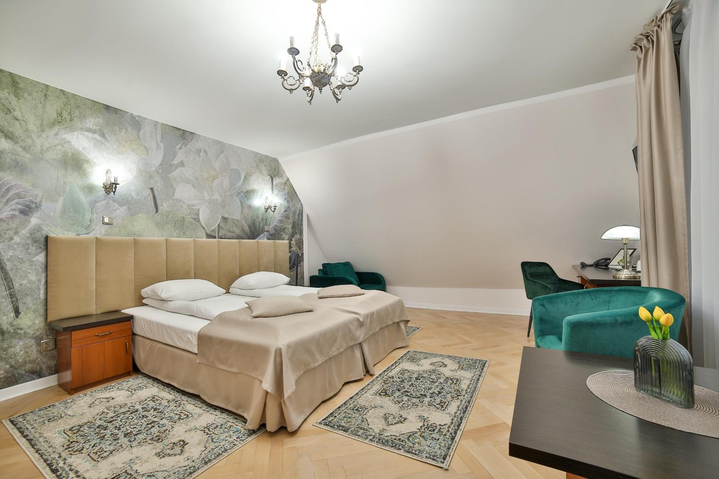Superior Double Room - Photo 11
