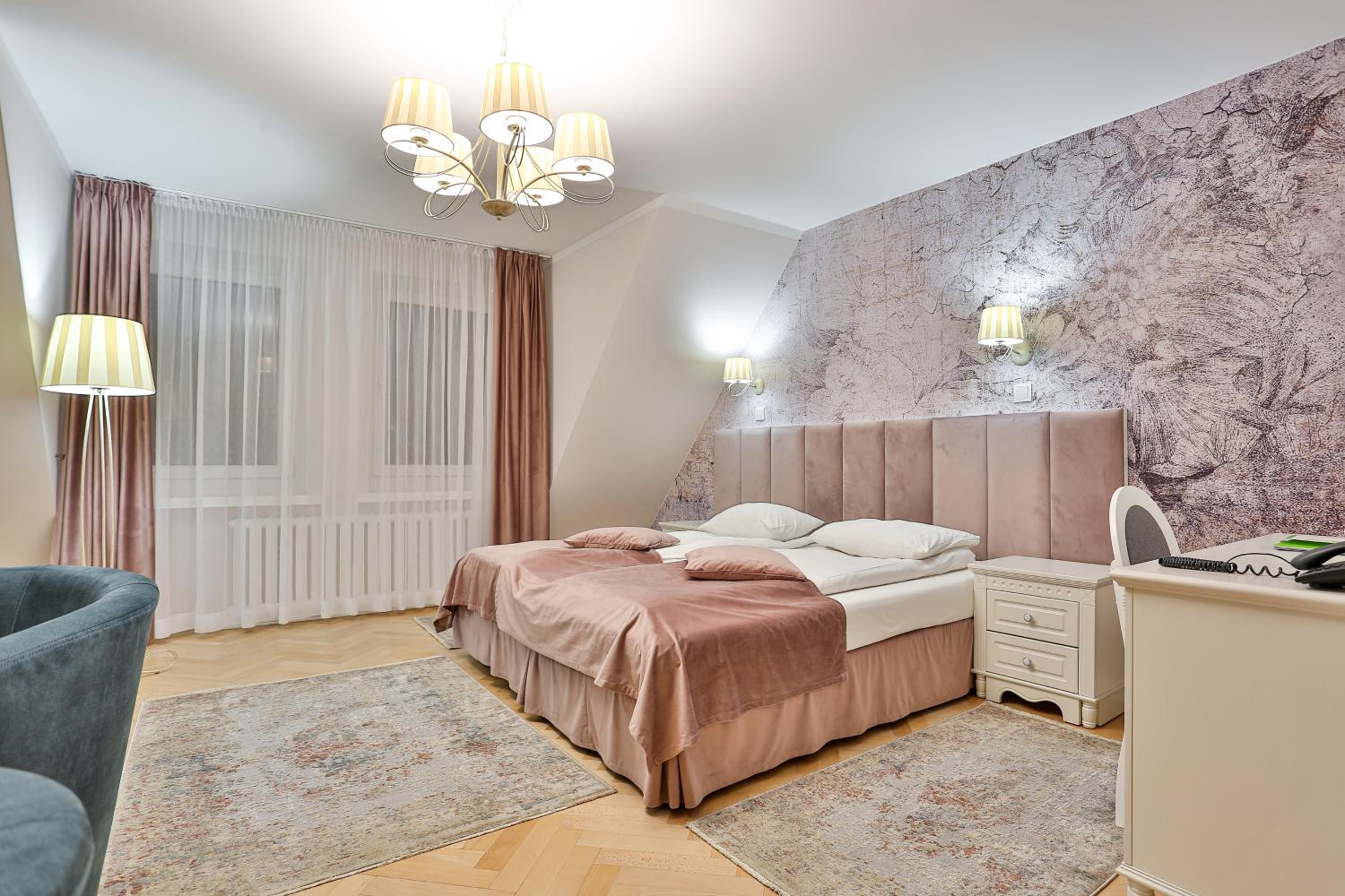 Two-Bedroom Apartment - Photo 39
