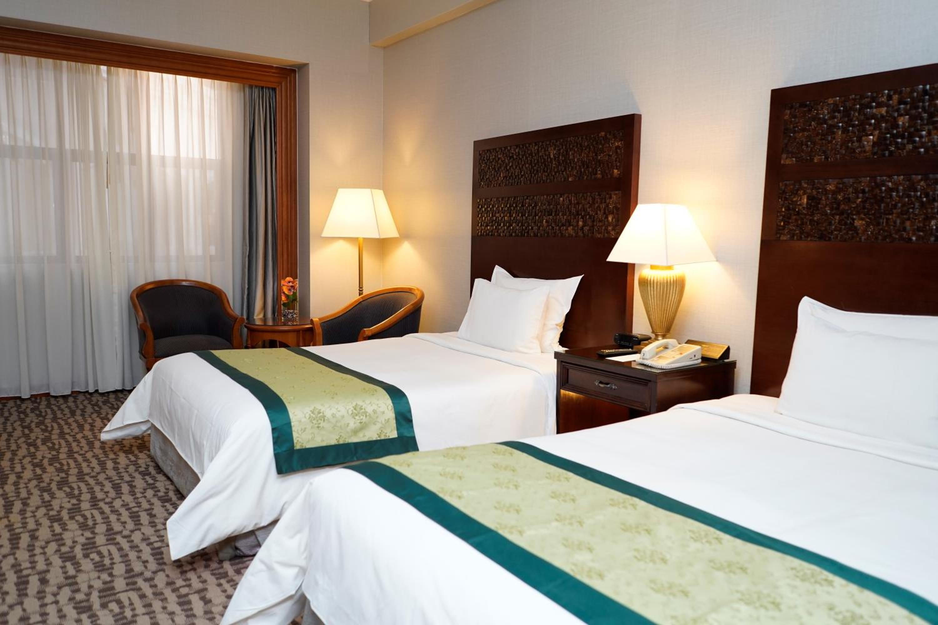 Deluxe Twin Room - Photo 1