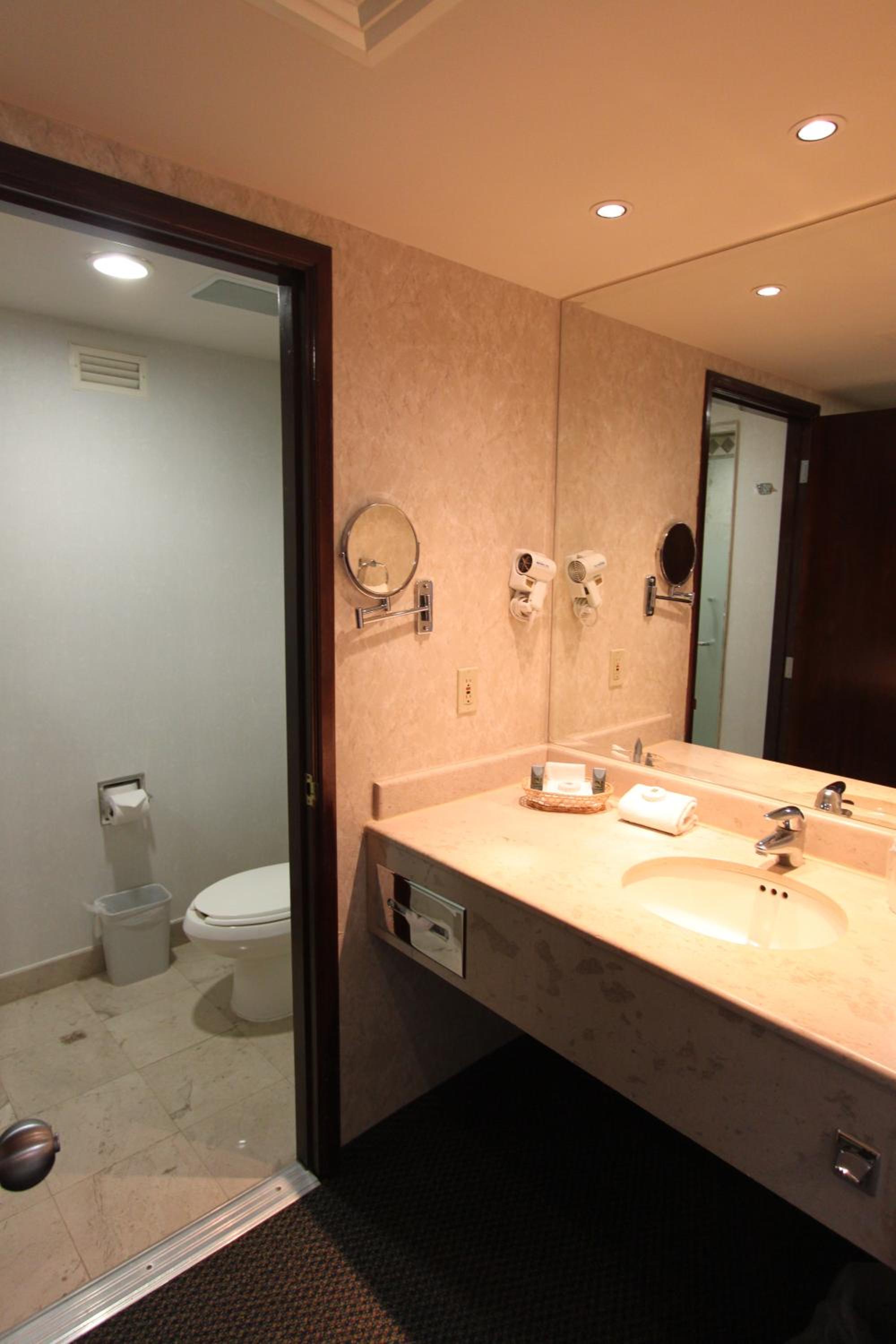 Standard Double Room - Photo 6
