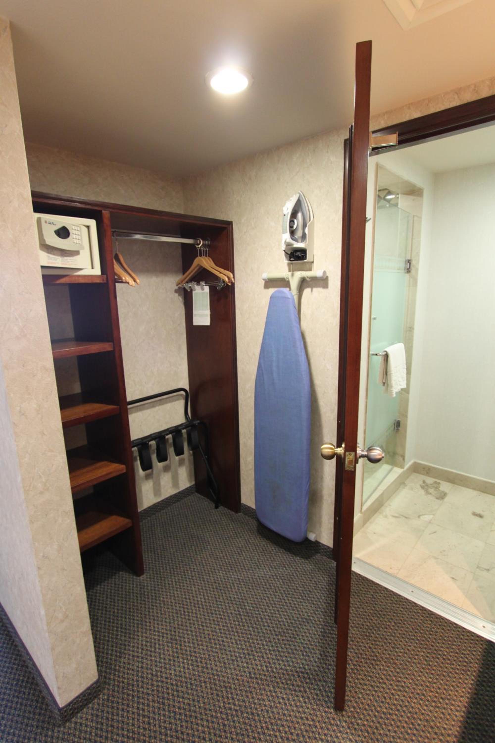 Standard Double Room - Photo 5