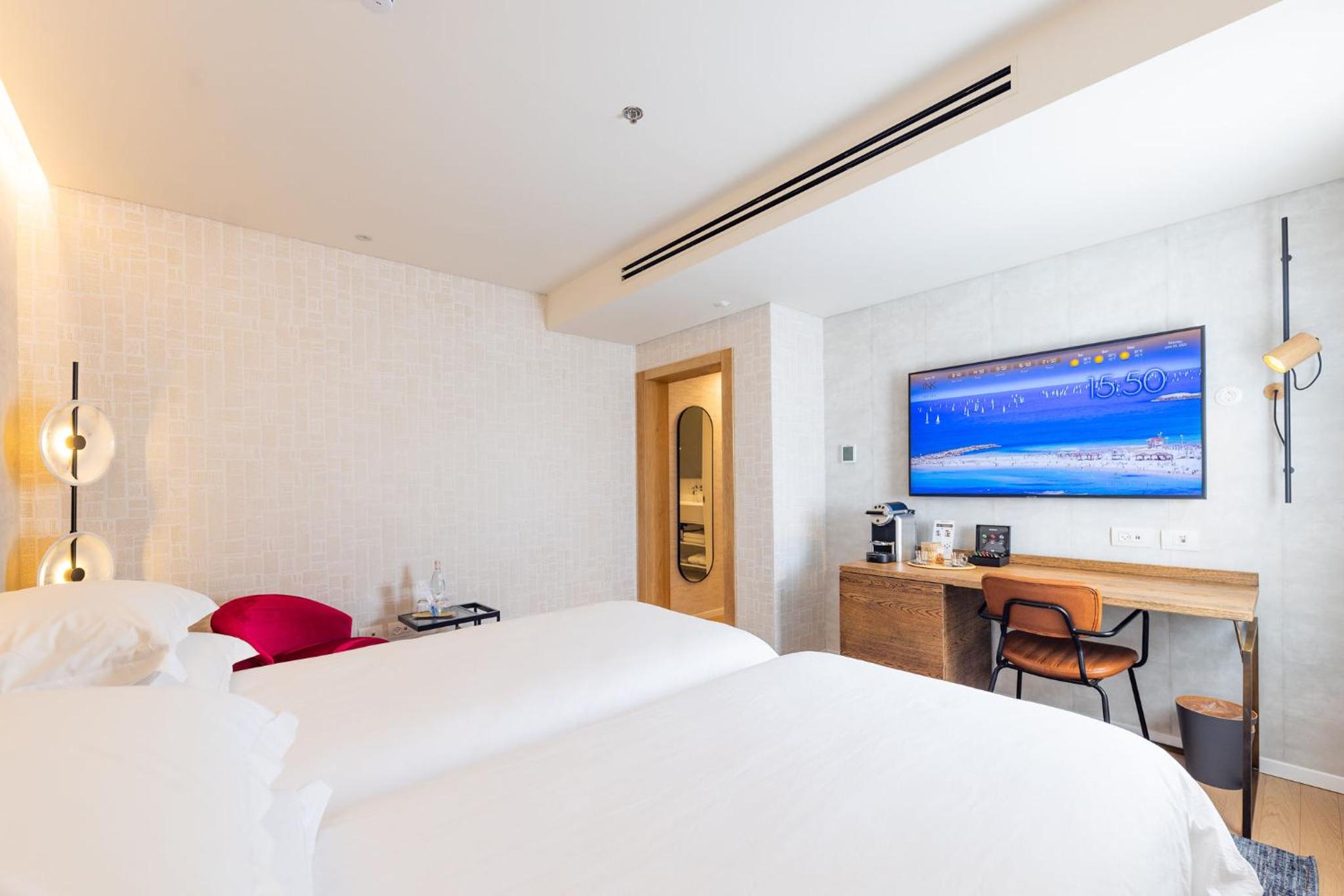 Superior Twin Room - Photo 3